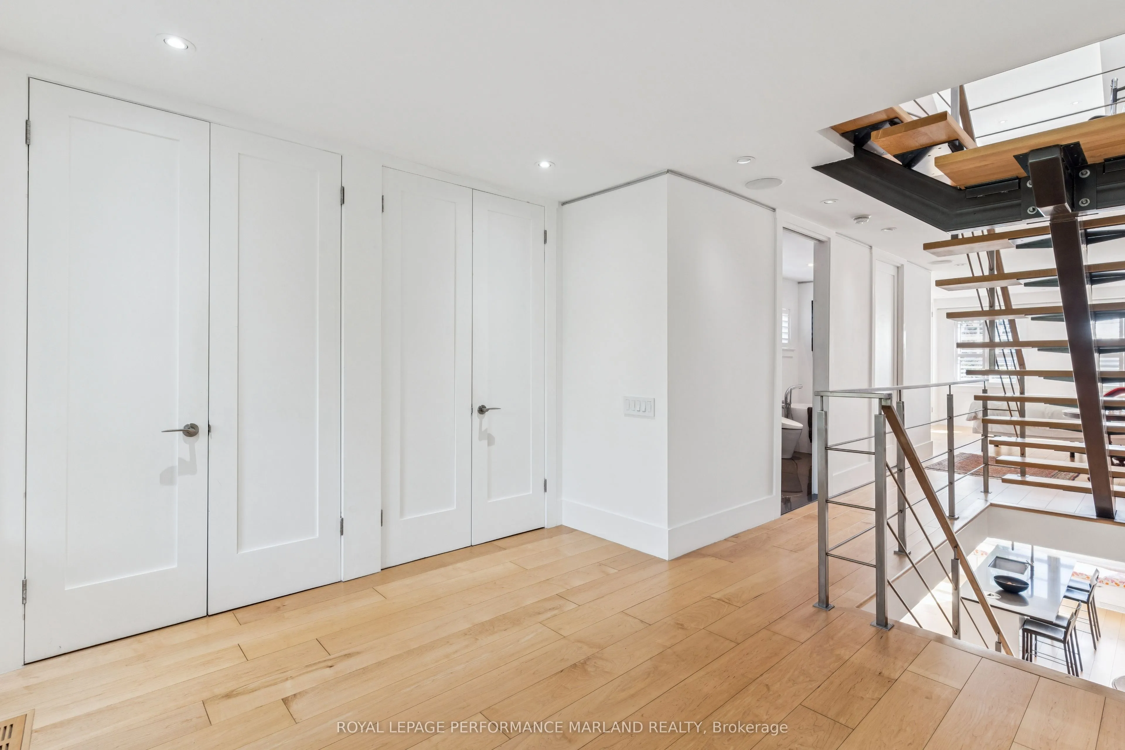 67 Rideau Terrace