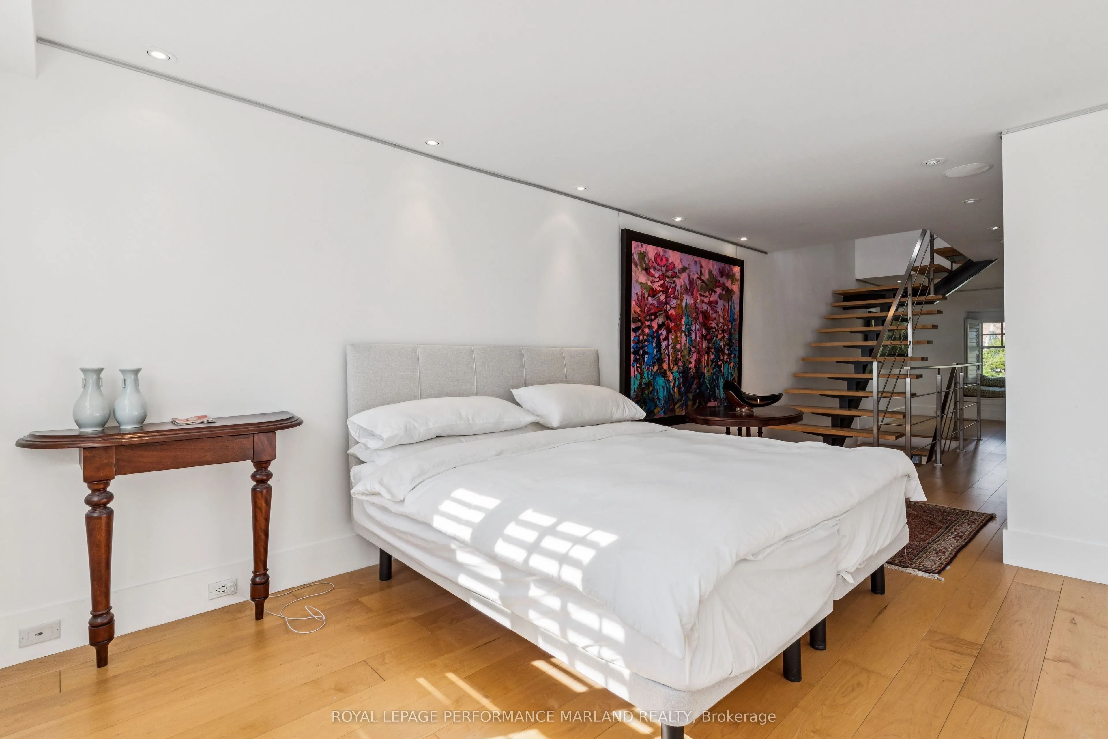 67 Rideau Terrace