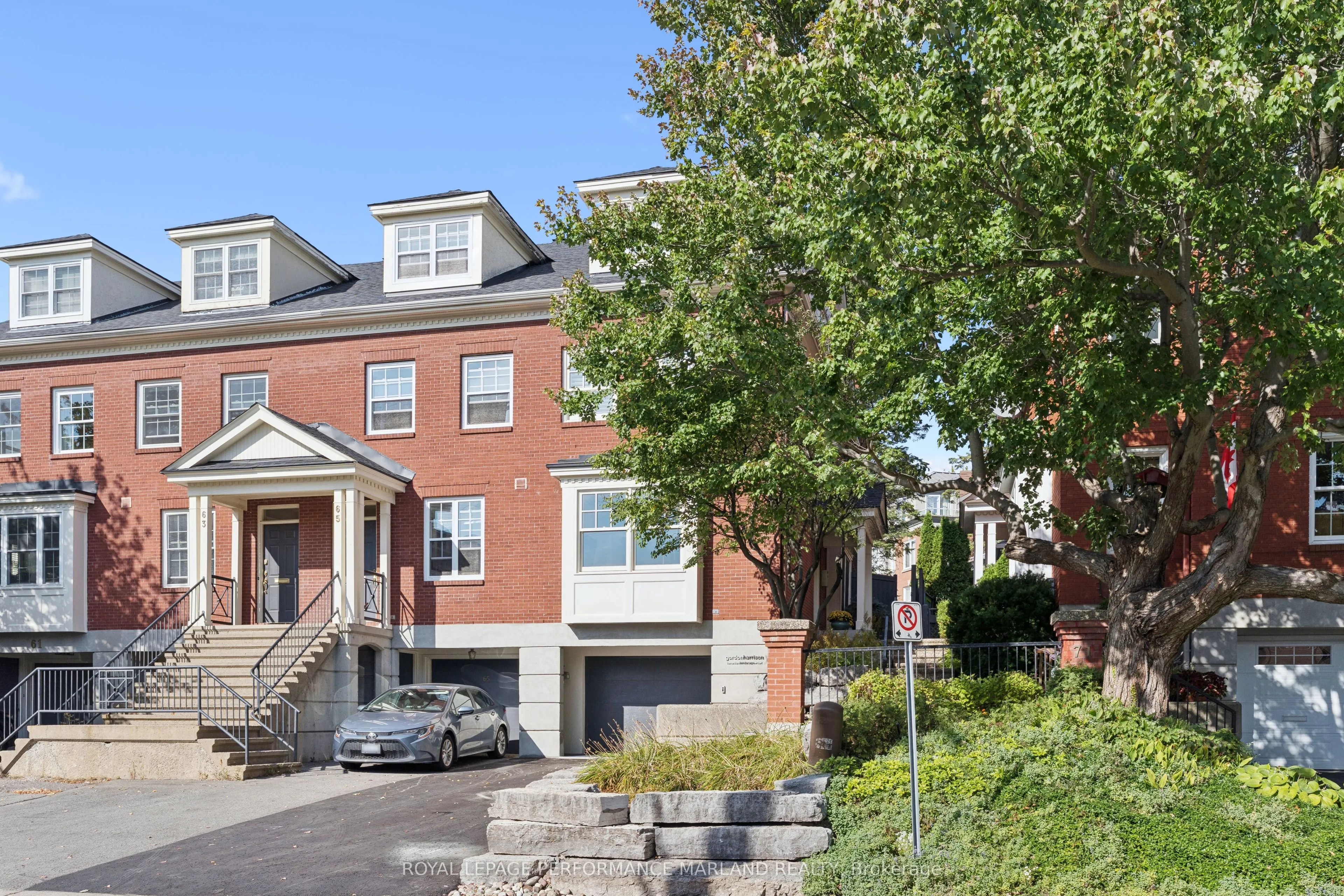 67 Rideau Terrace