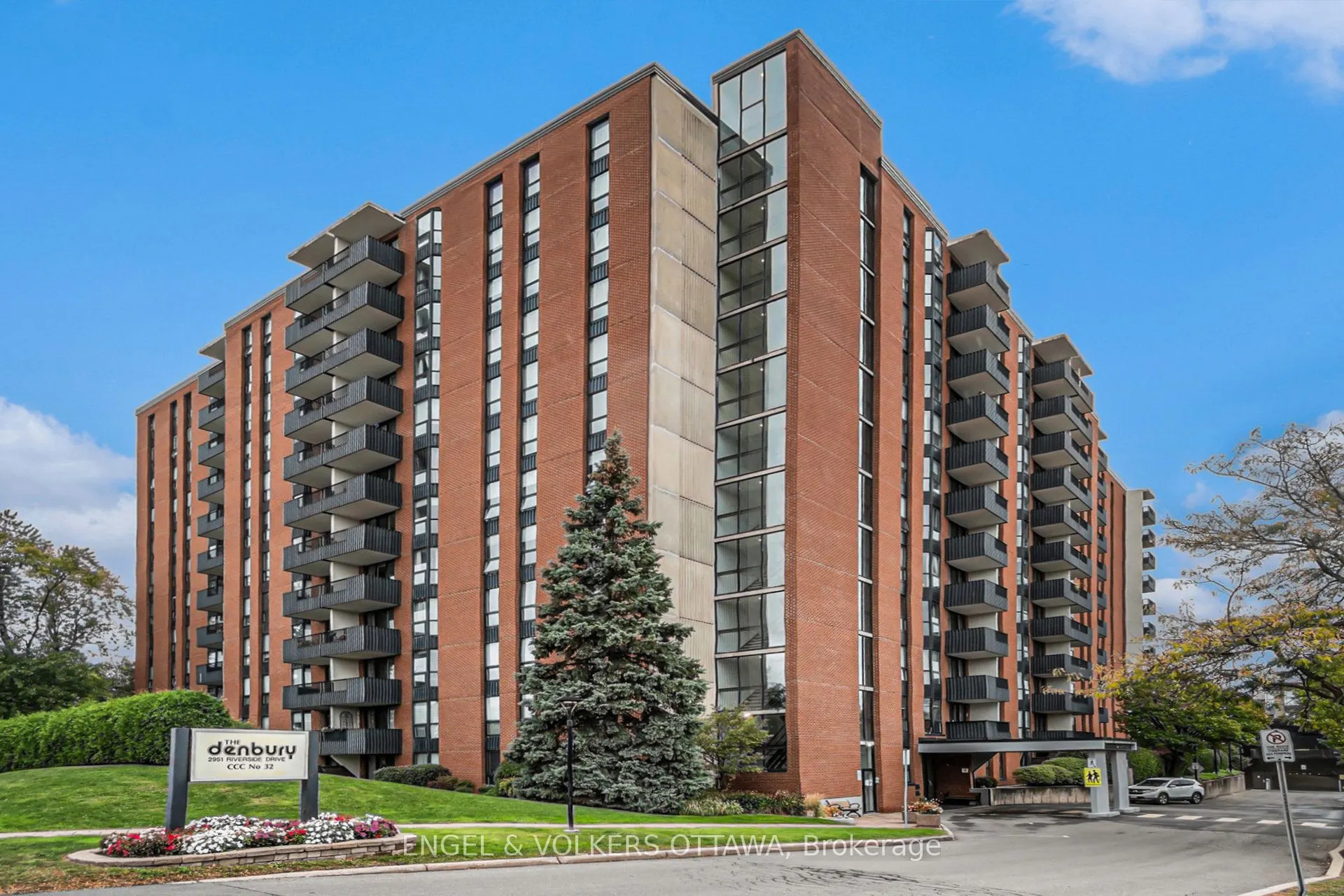 2951 Riverside Drive, #1110