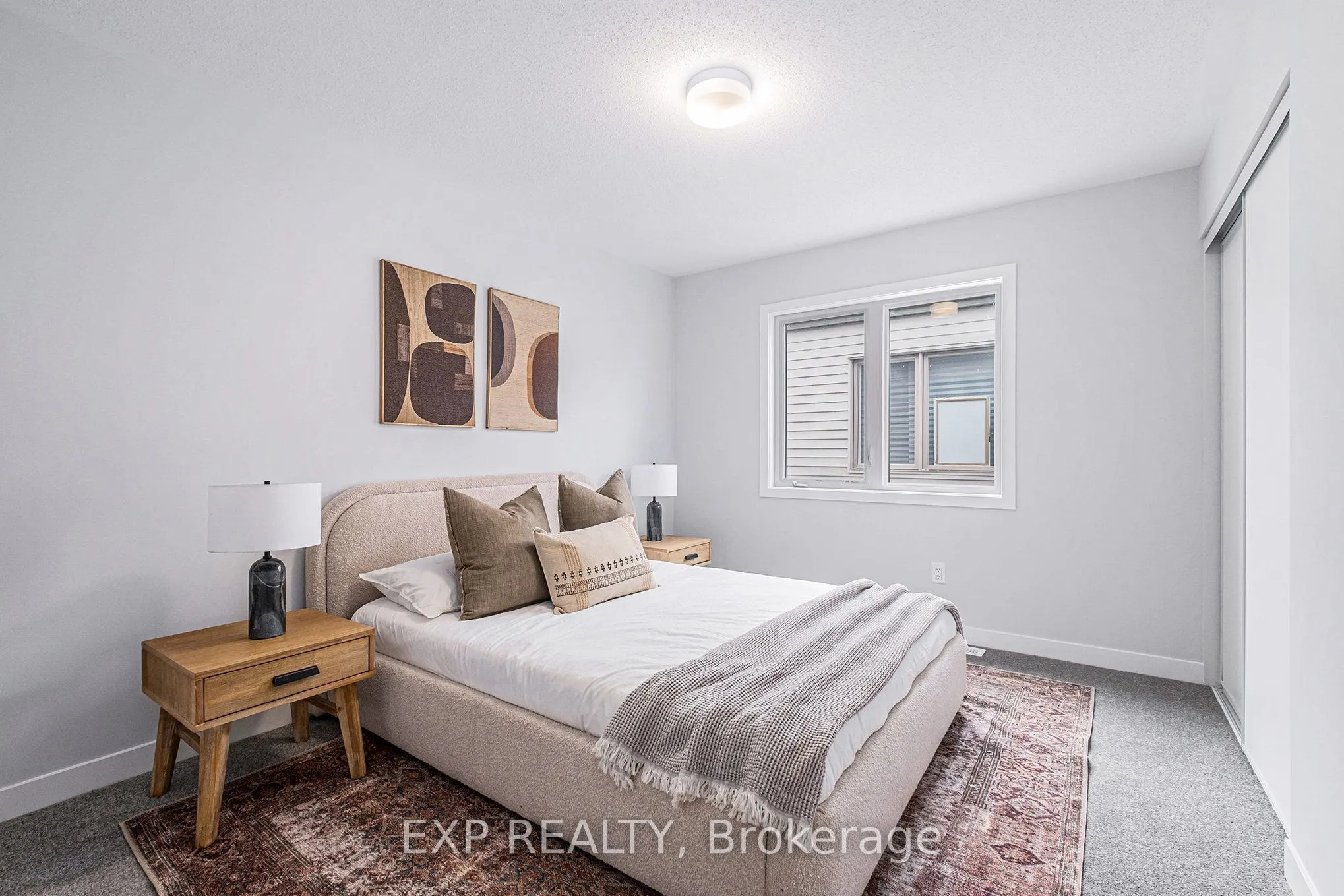 1025 De Pencier Drive