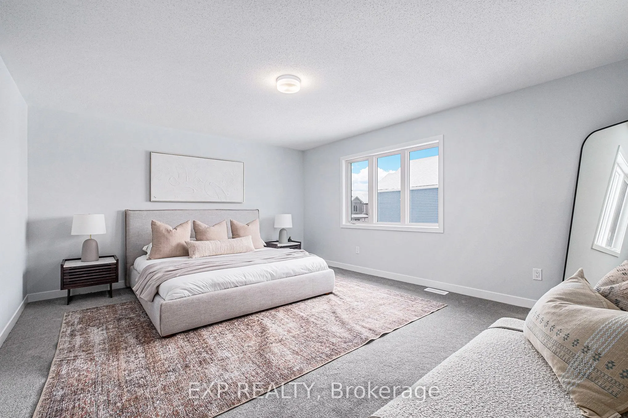 1025 De Pencier Drive
