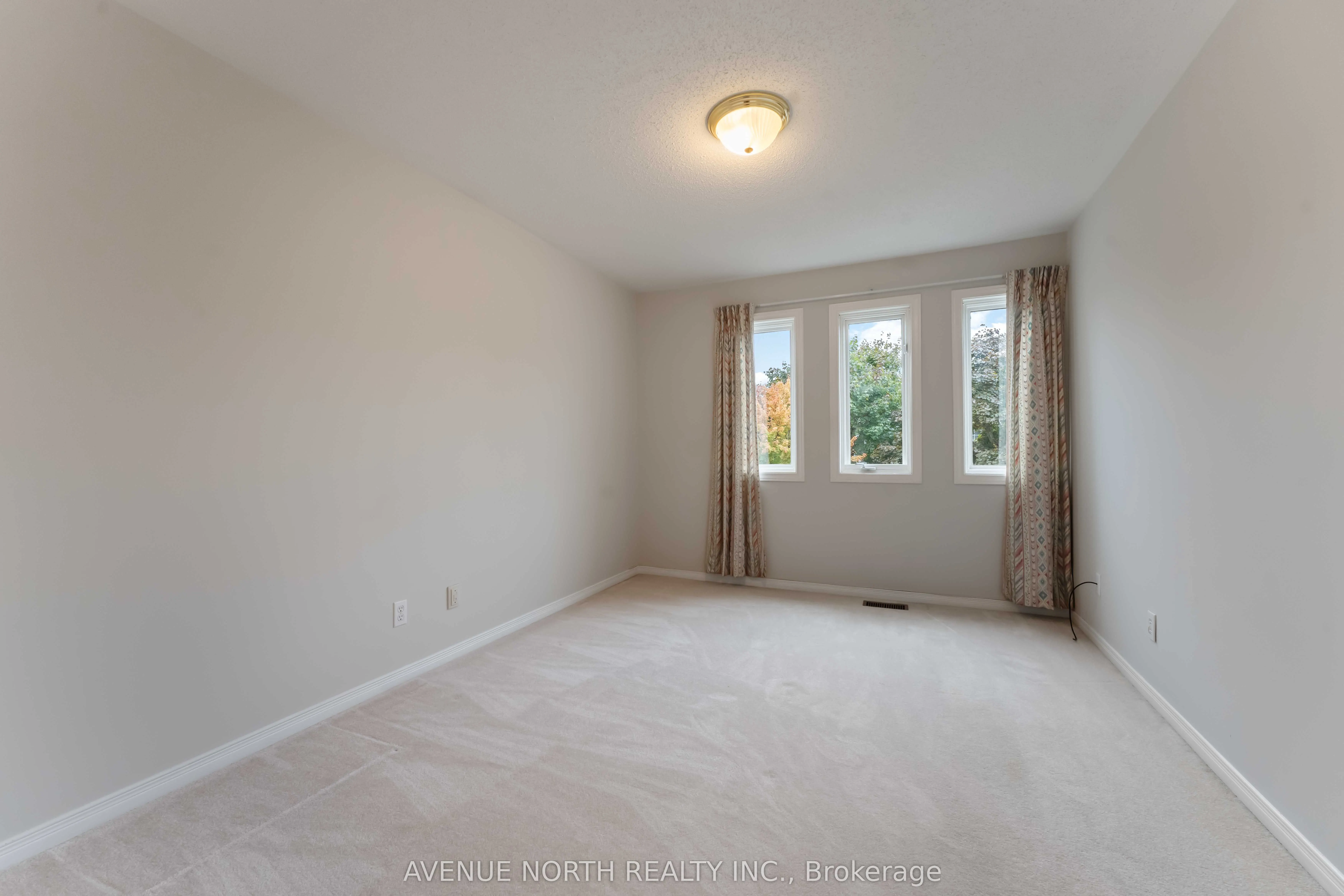 3 Windhurst Drive