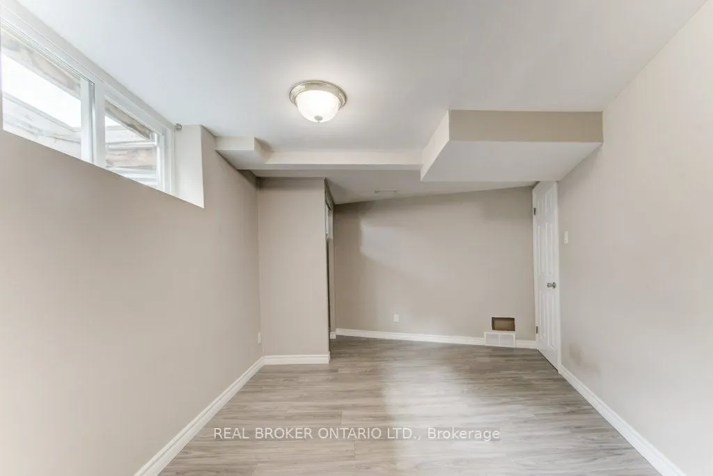 119 Kingswood Drive