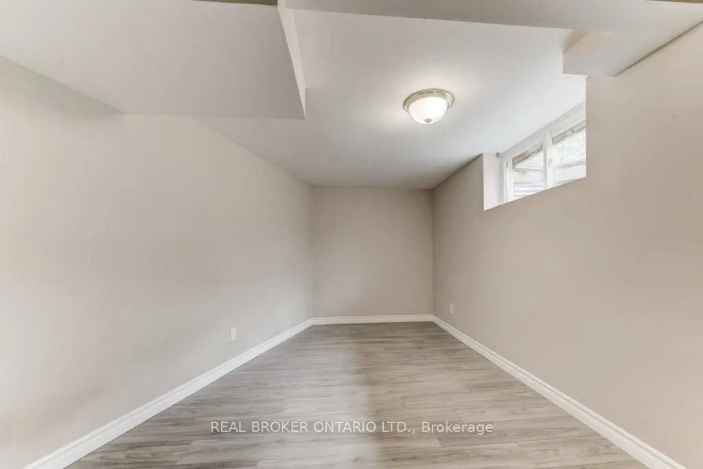 119 Kingswood Drive