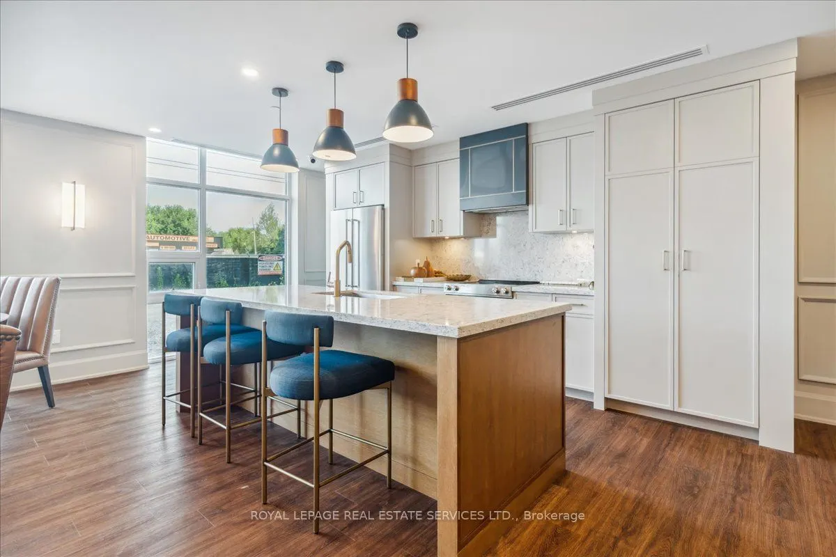 460 Dundas Street E, #107