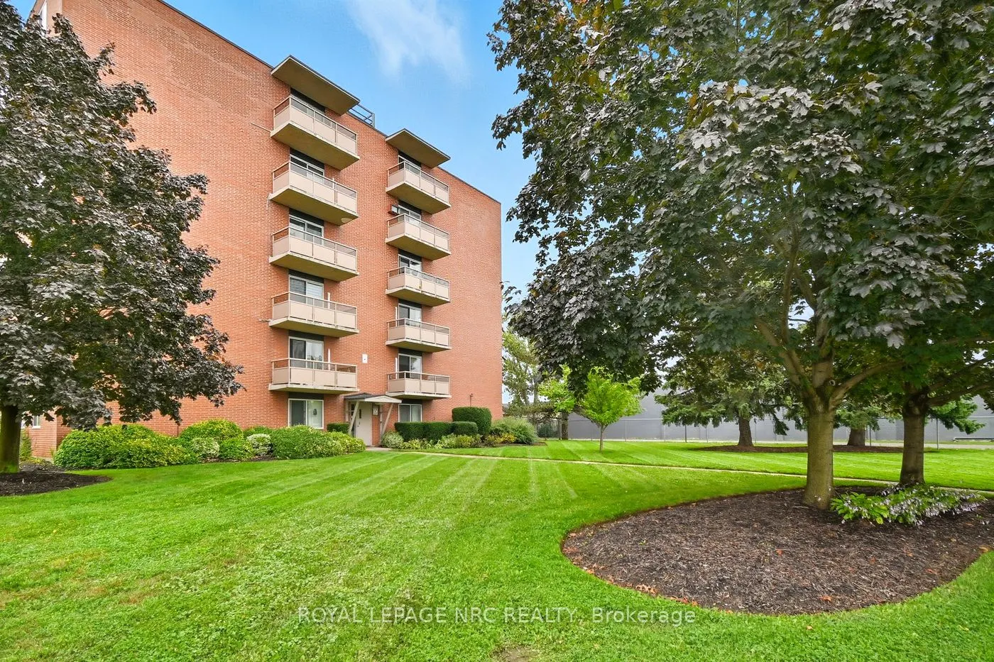 264 Grantham Avenue, #505