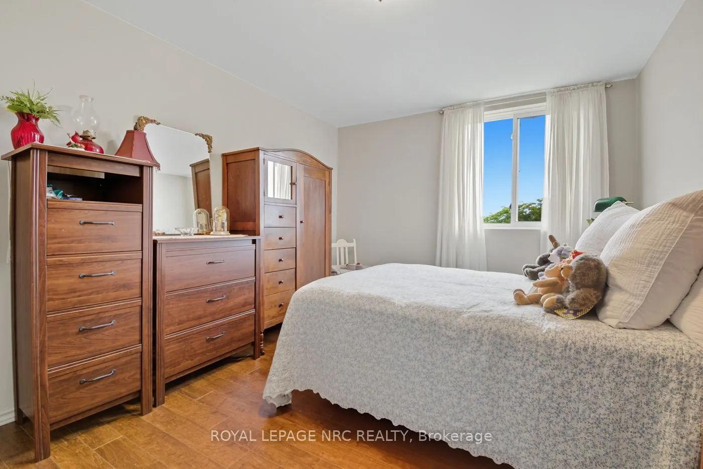 264 Grantham Avenue, #505