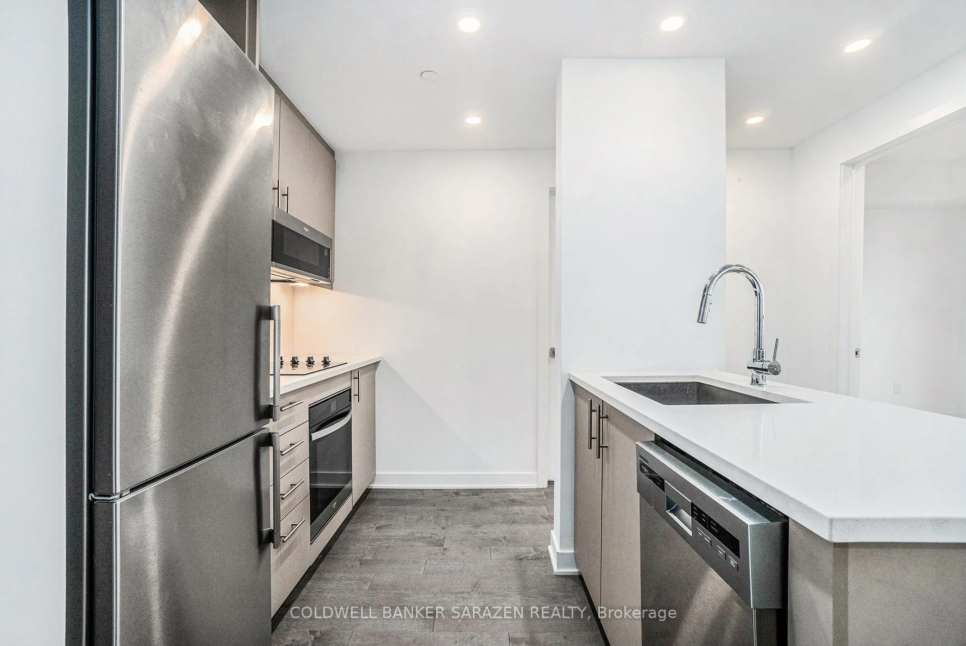 340 Queen Street, #1902