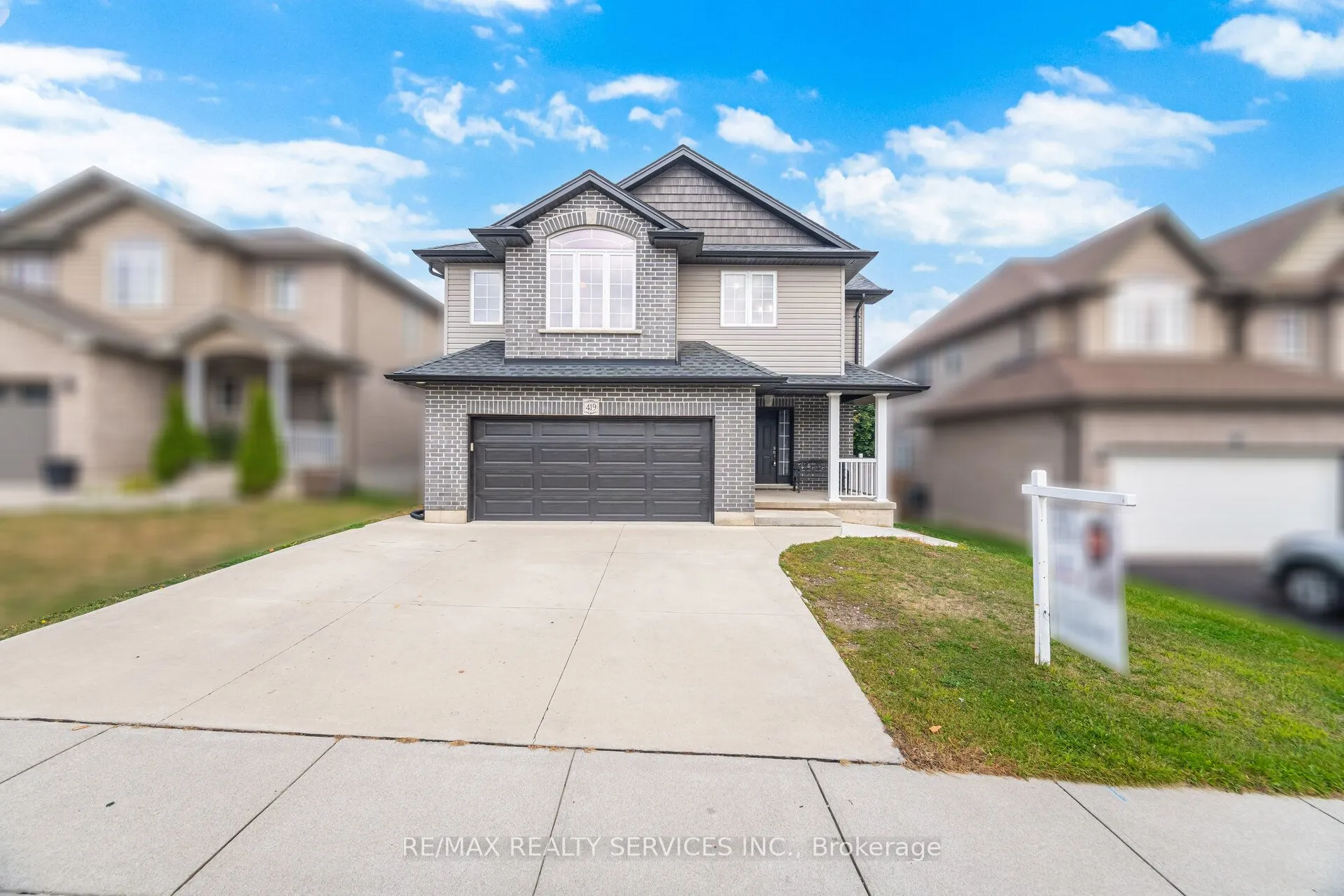 419 Alan Crescent