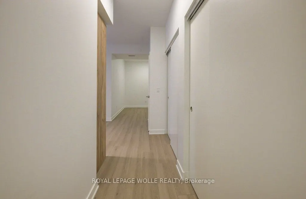 25 Wellington Street S, #1708