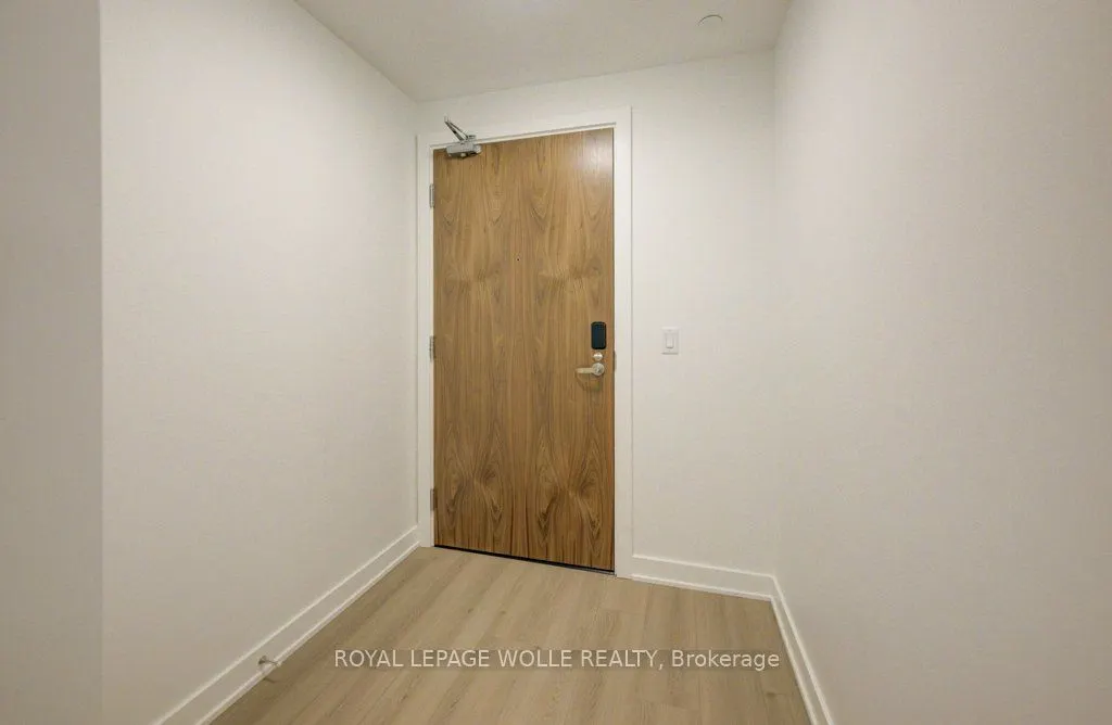 25 Wellington Street S, #1708