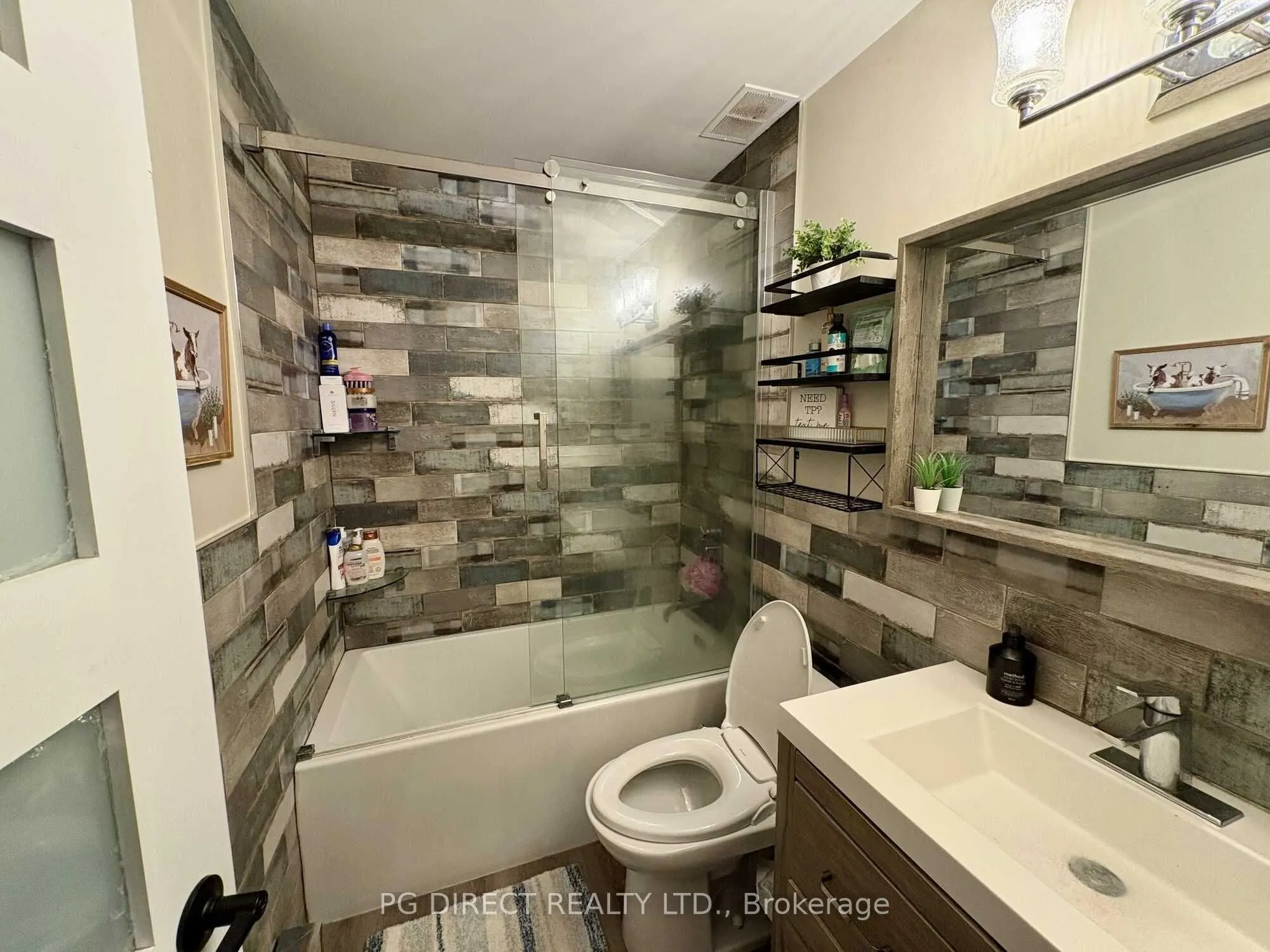 616 Grey Street, #15