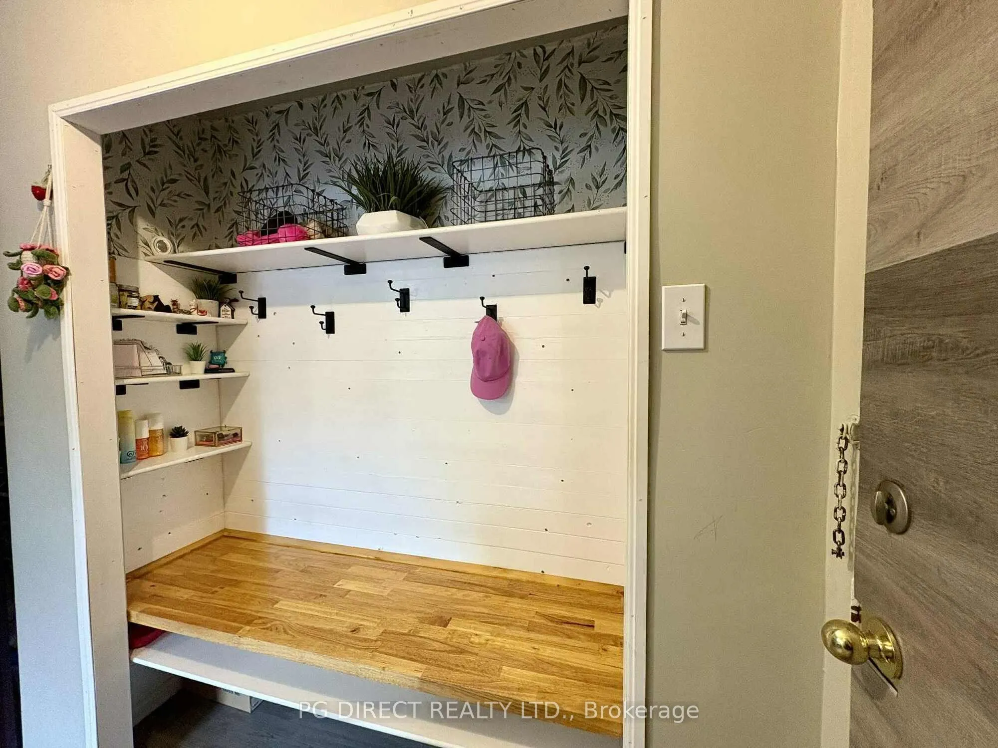 616 Grey Street, #15