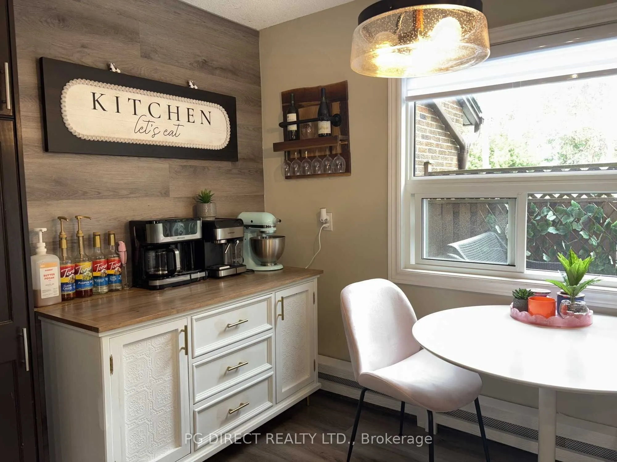 616 Grey Street, #15