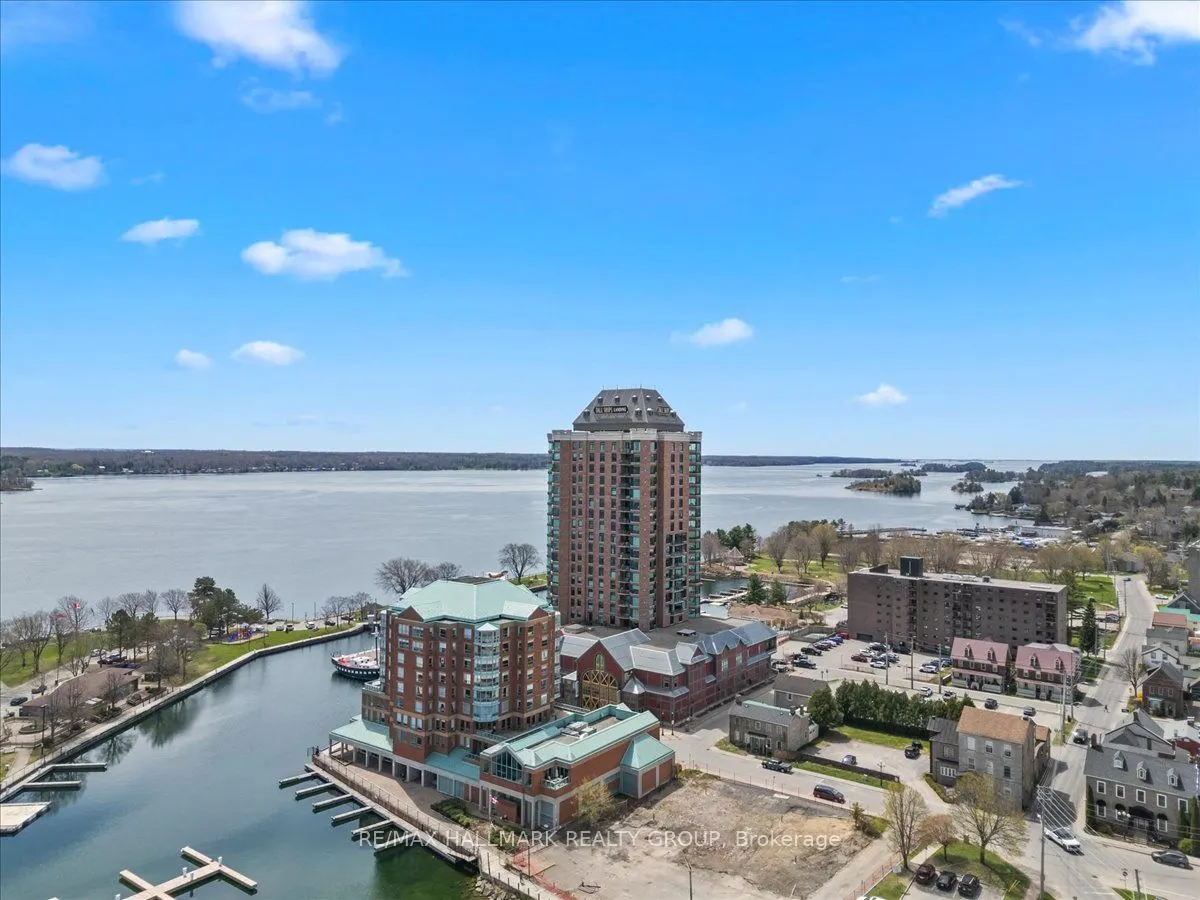 15 St Andrew Street, #1501