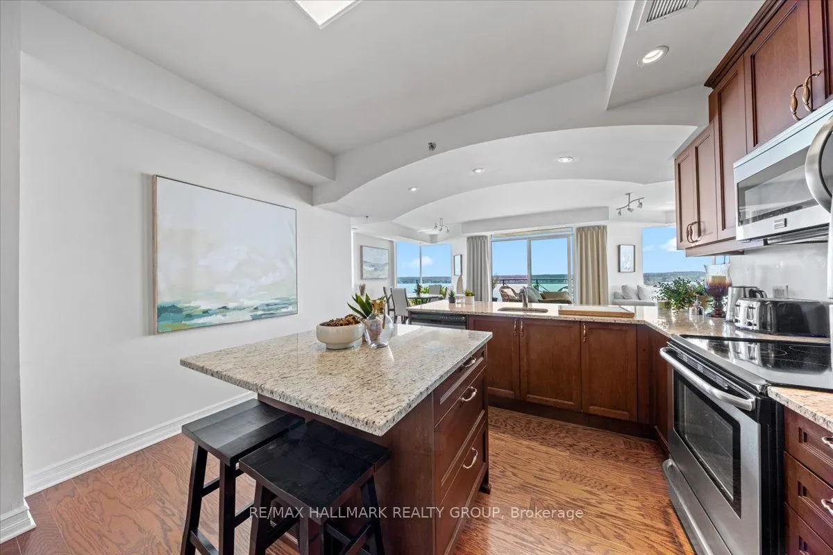 15 St Andrew Street, #1501
