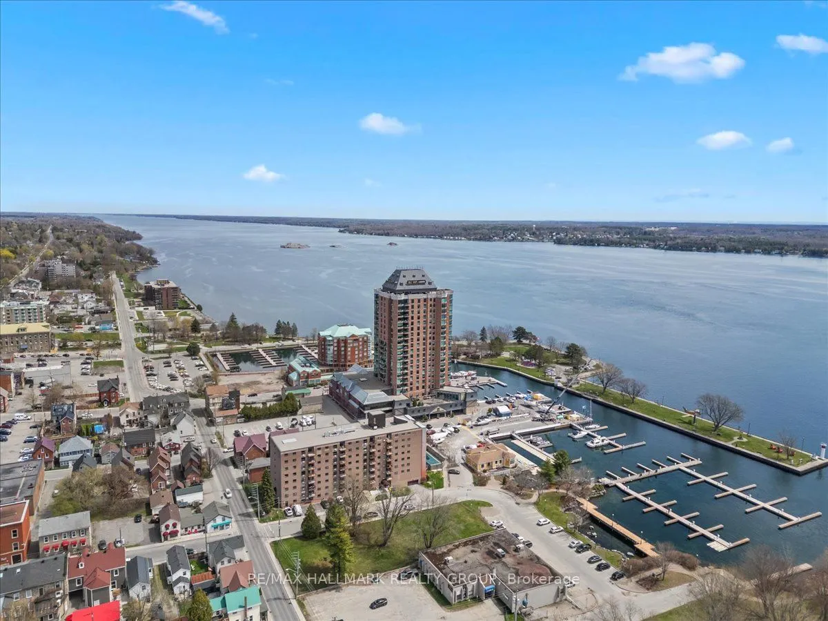 15 St Andrew Street, #1501