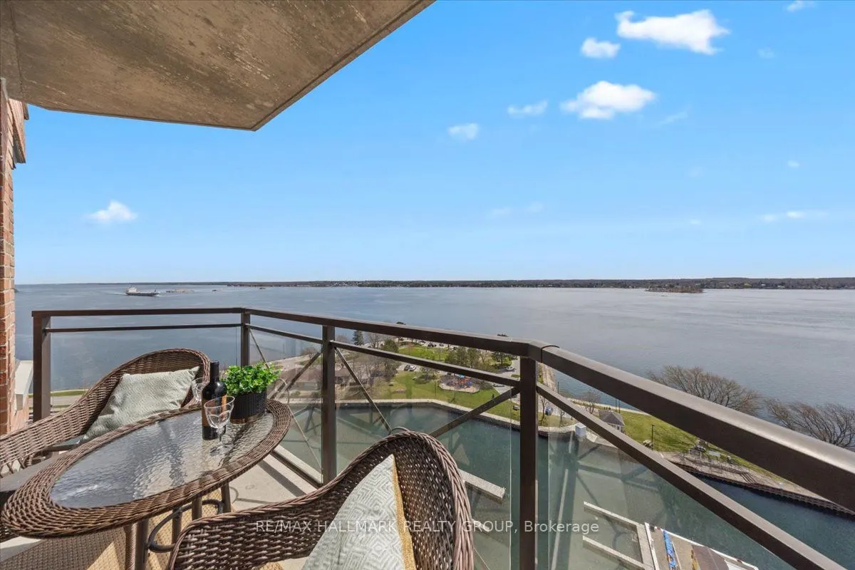 15 St Andrew Street, #1501