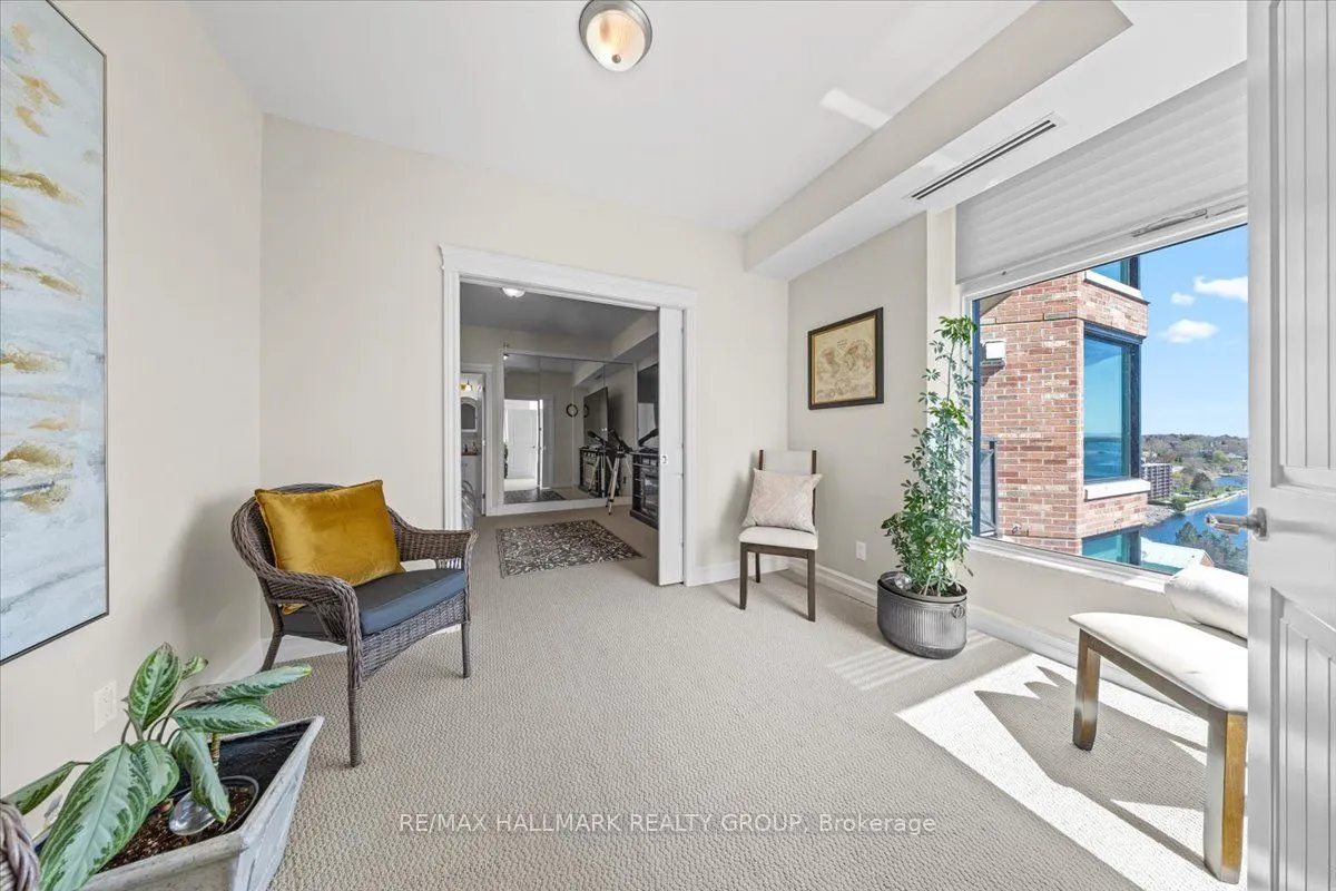 15 St Andrew Street, #1501