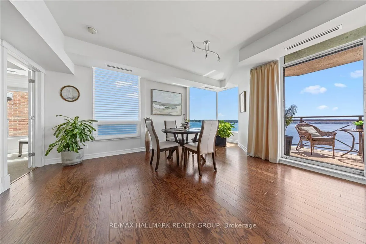 15 St Andrew Street, #1501