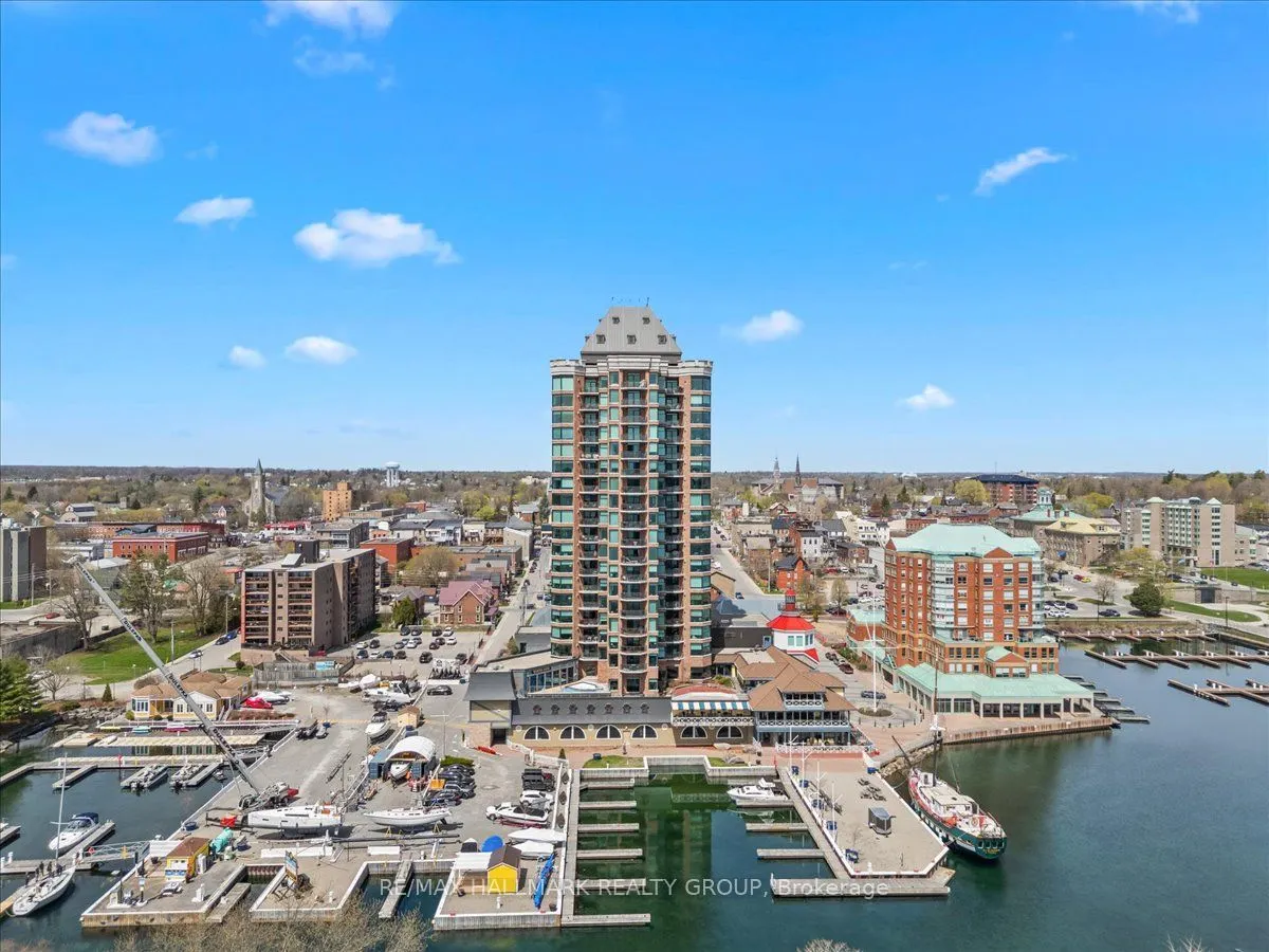 15 St Andrew Street, #1501