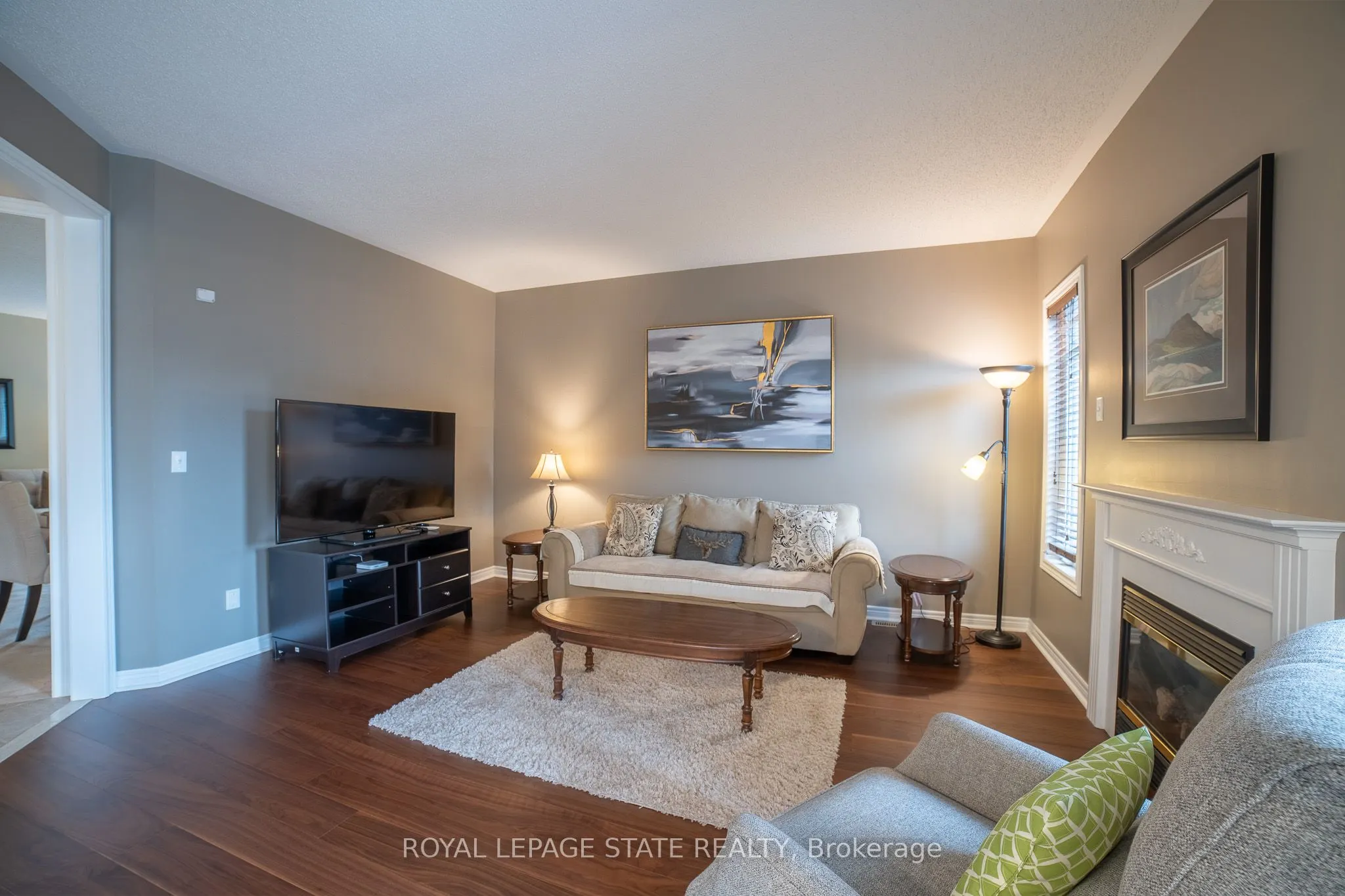 120 Sundial Crescent