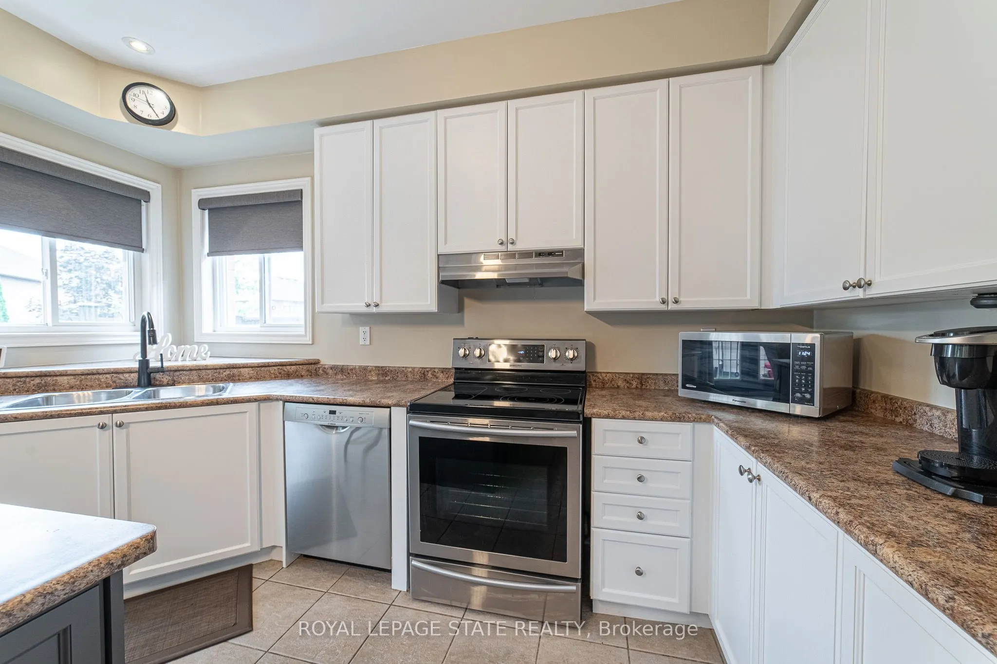 120 Sundial Crescent