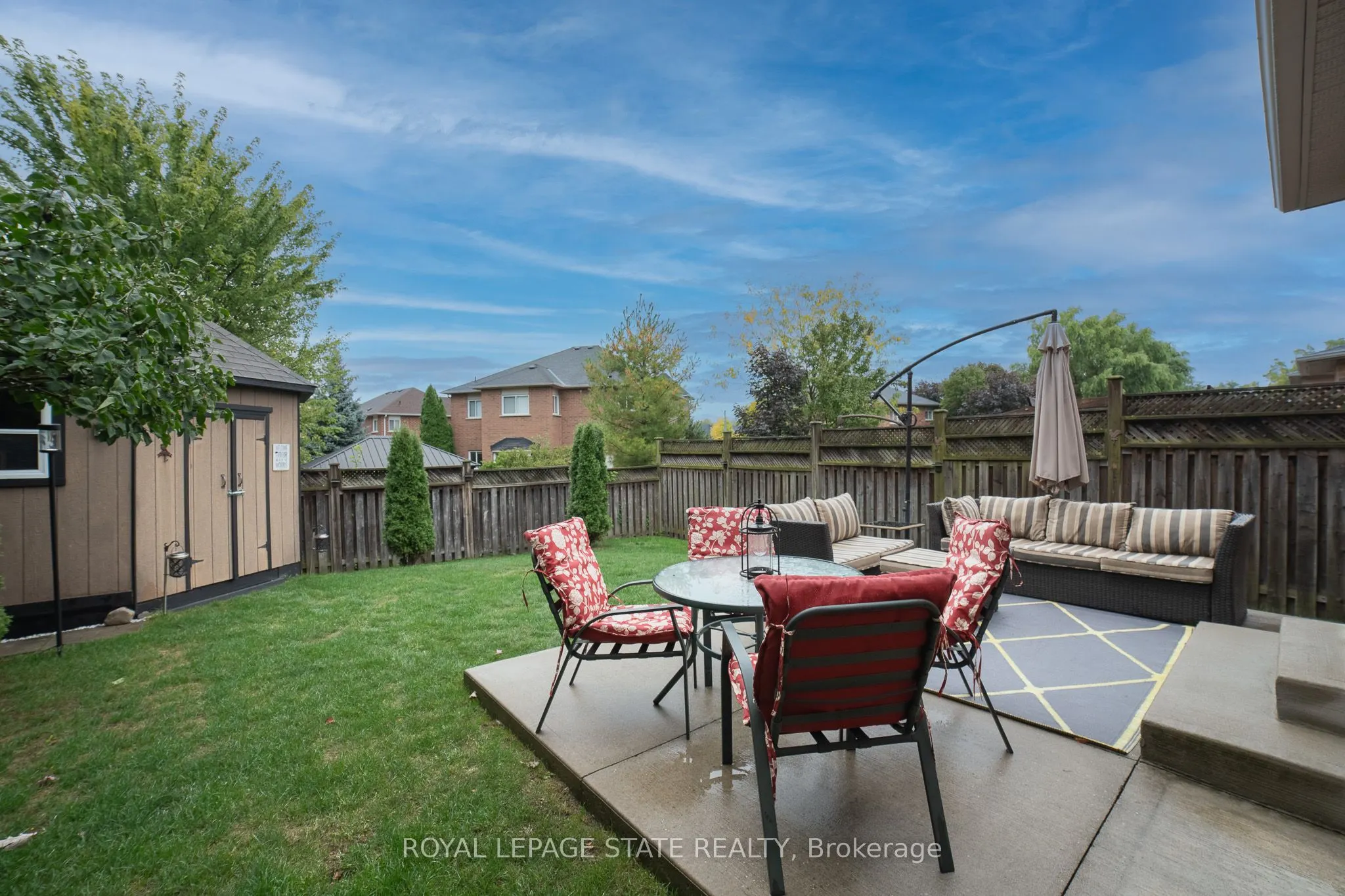 120 Sundial Crescent
