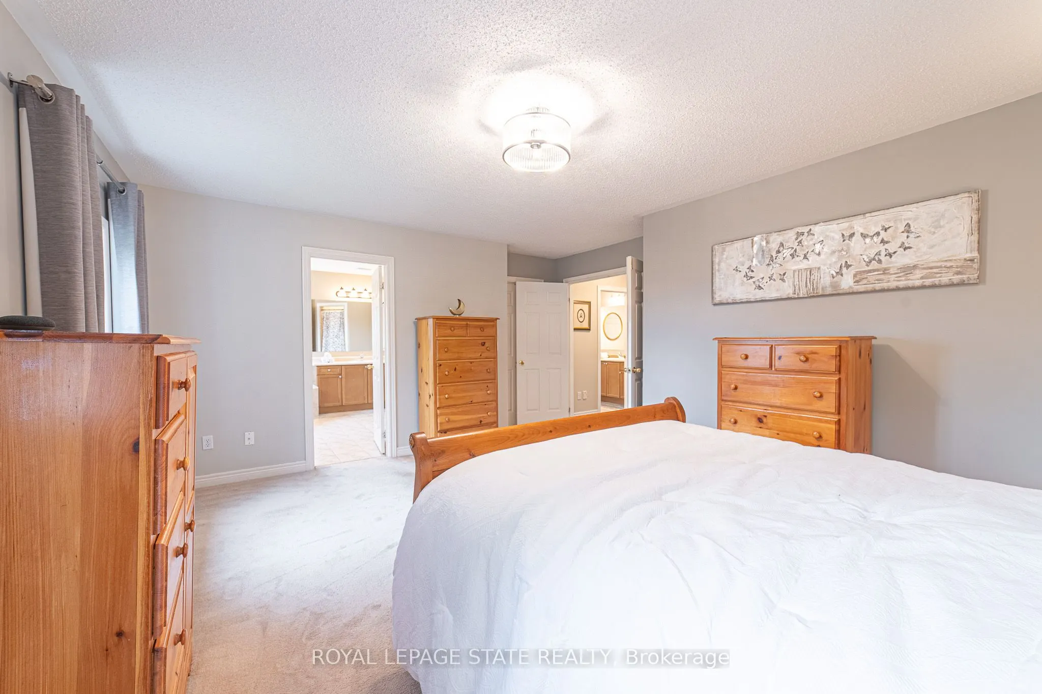 120 Sundial Crescent