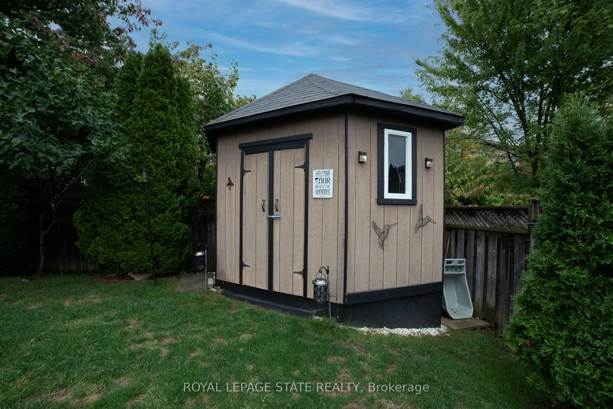 120 Sundial Crescent