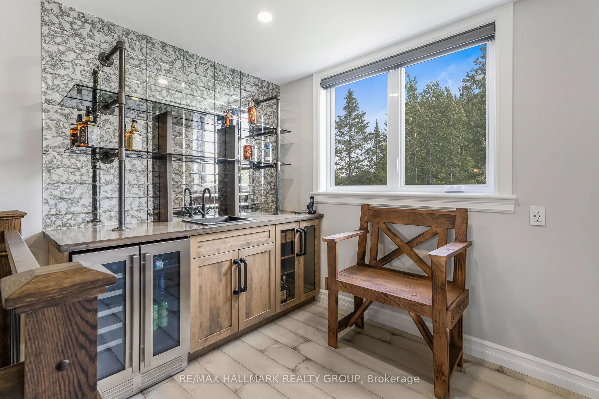55 De La Seignerie Estates E