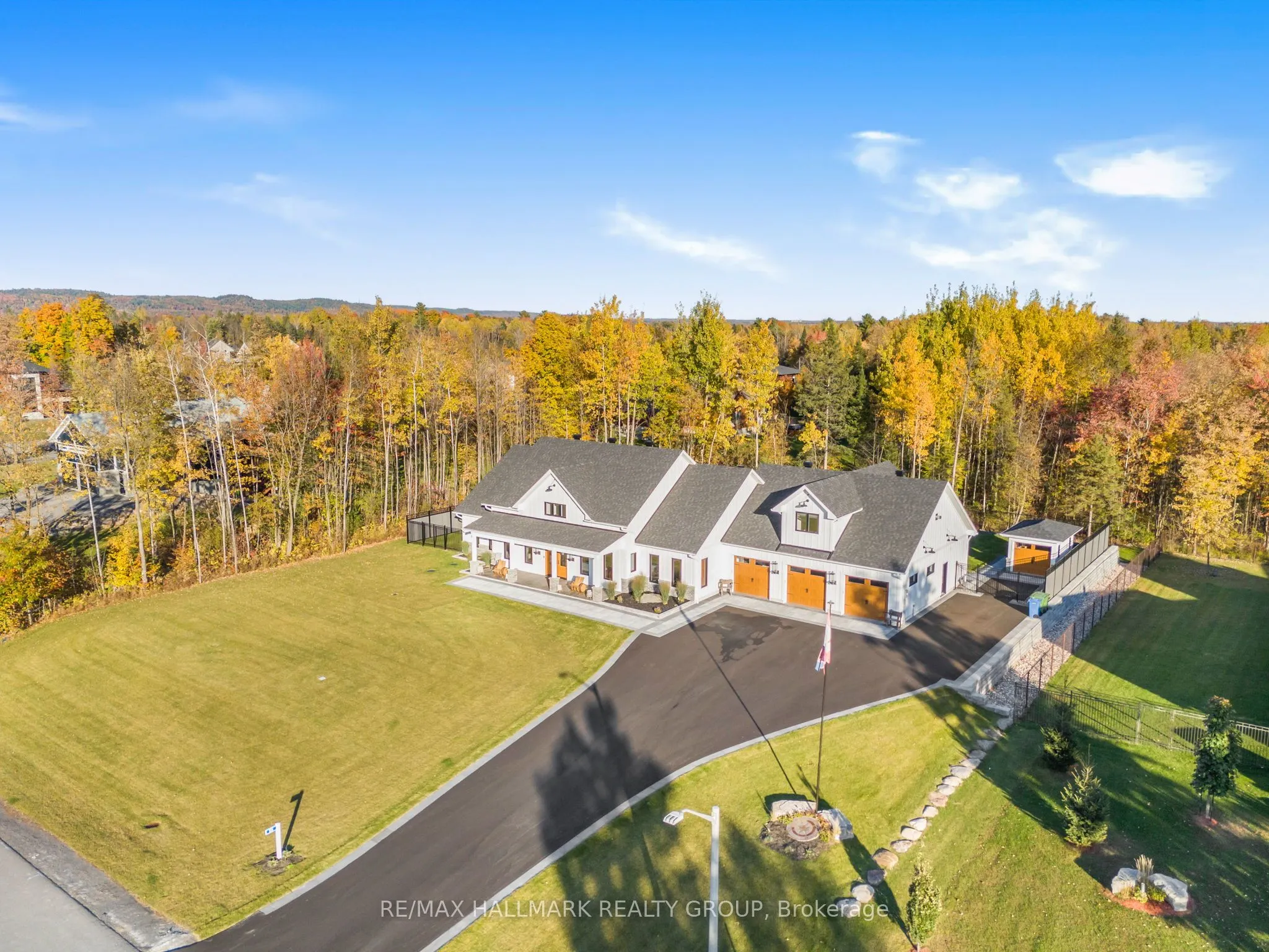 55 De La Seignerie Estates E