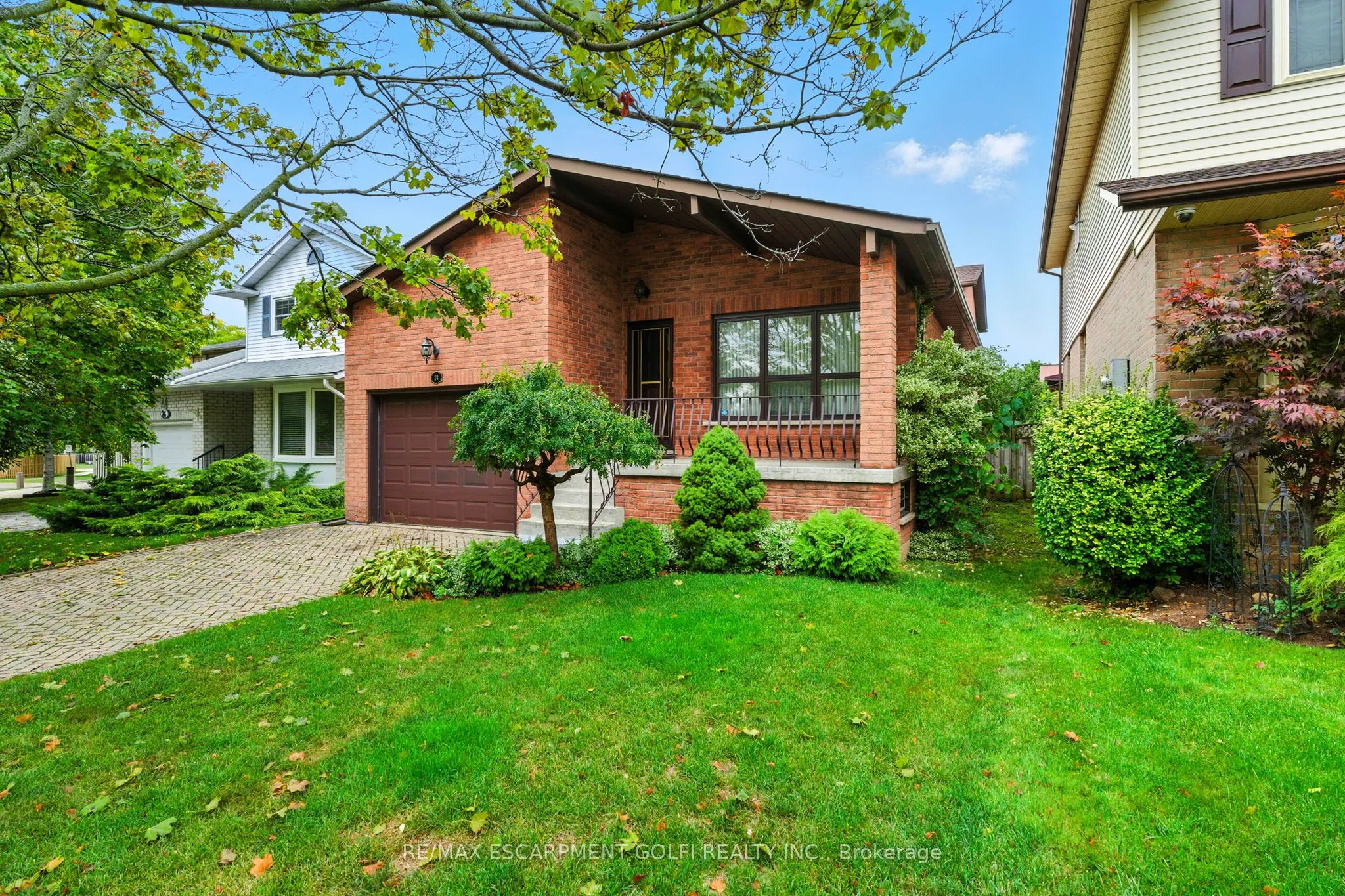 24 Ellington Avenue