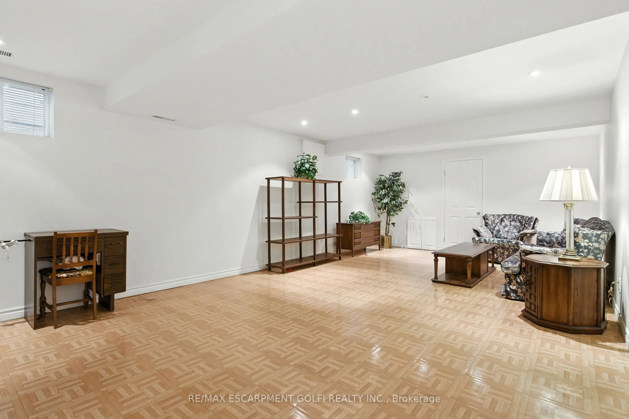 24 Ellington Avenue