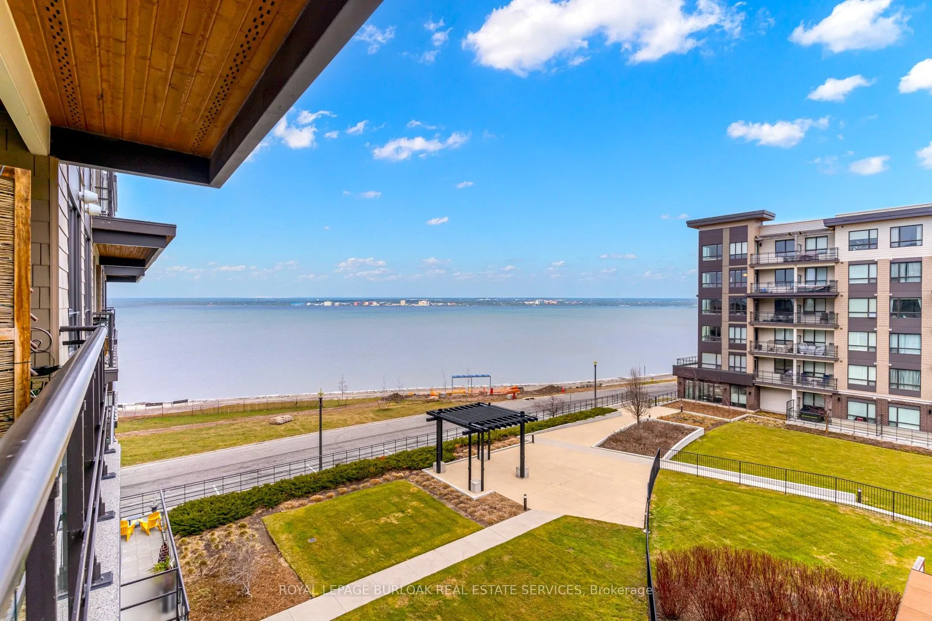 40 Esplanade Lane, #422