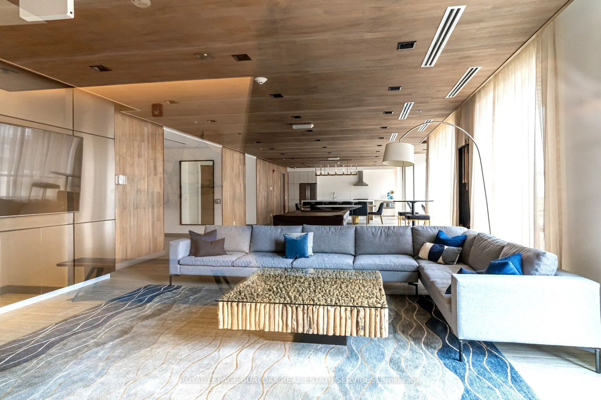 40 Esplanade Lane, #422