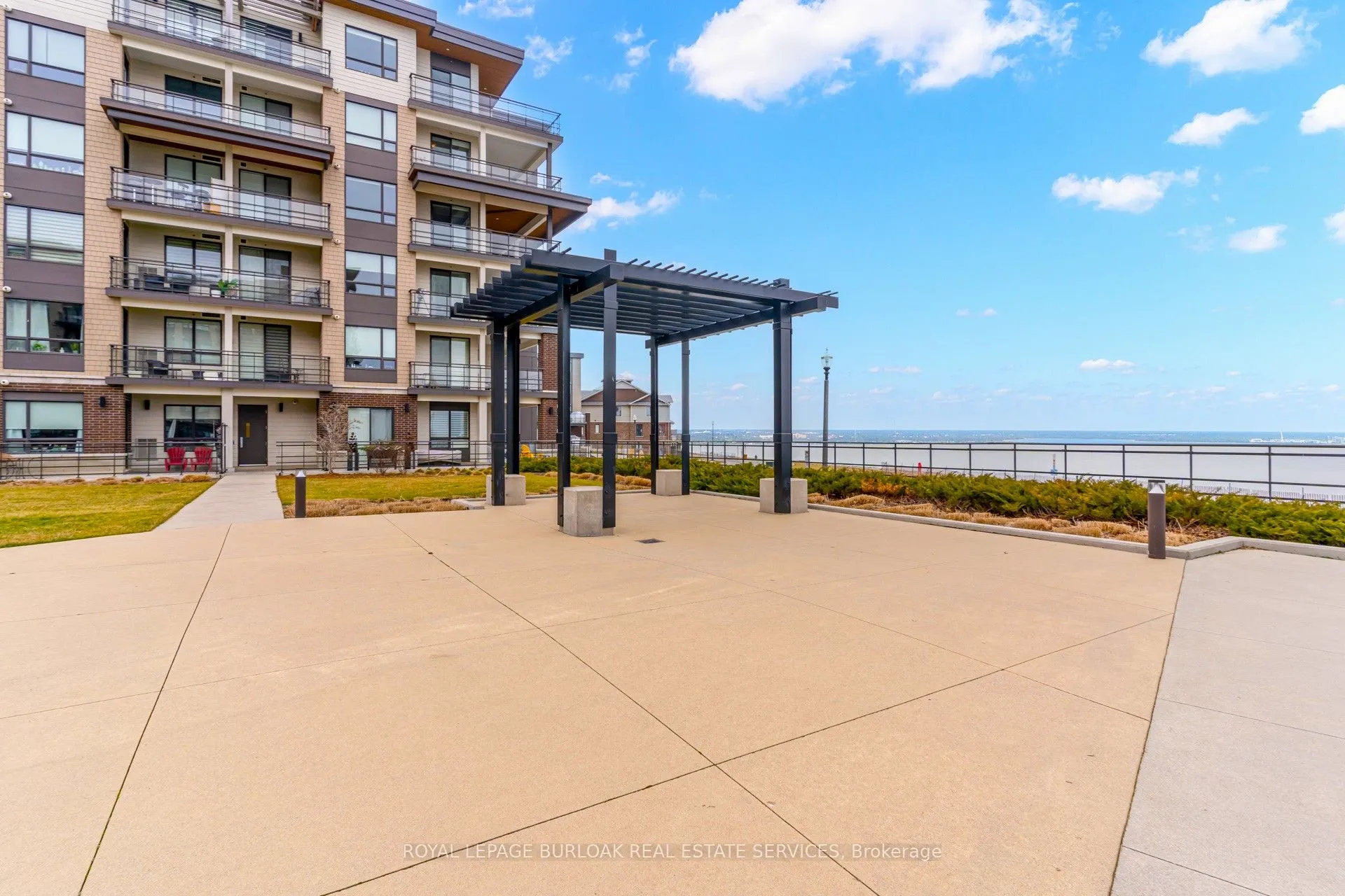 40 Esplanade Lane, #422