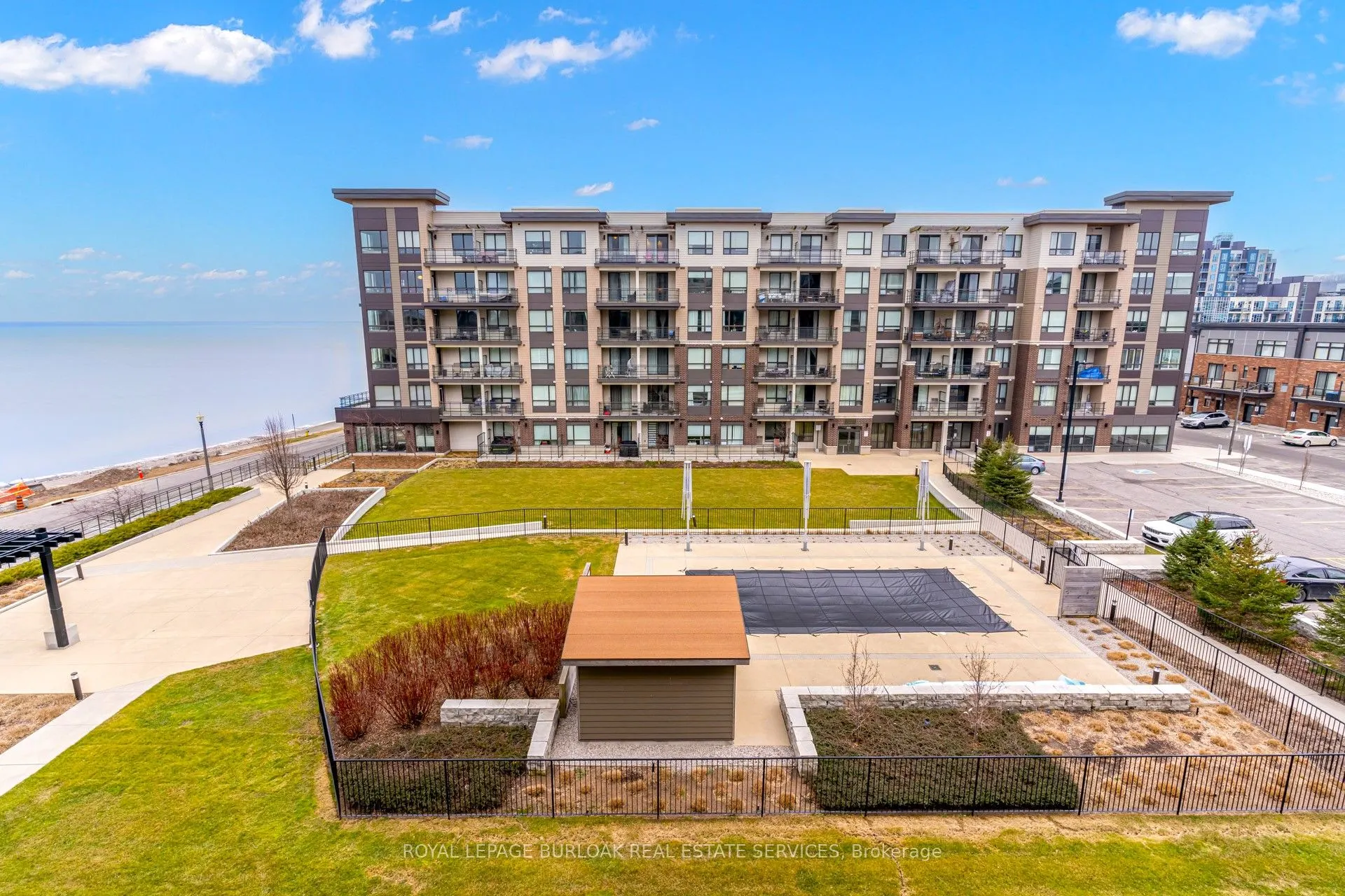 40 Esplanade Lane, #422