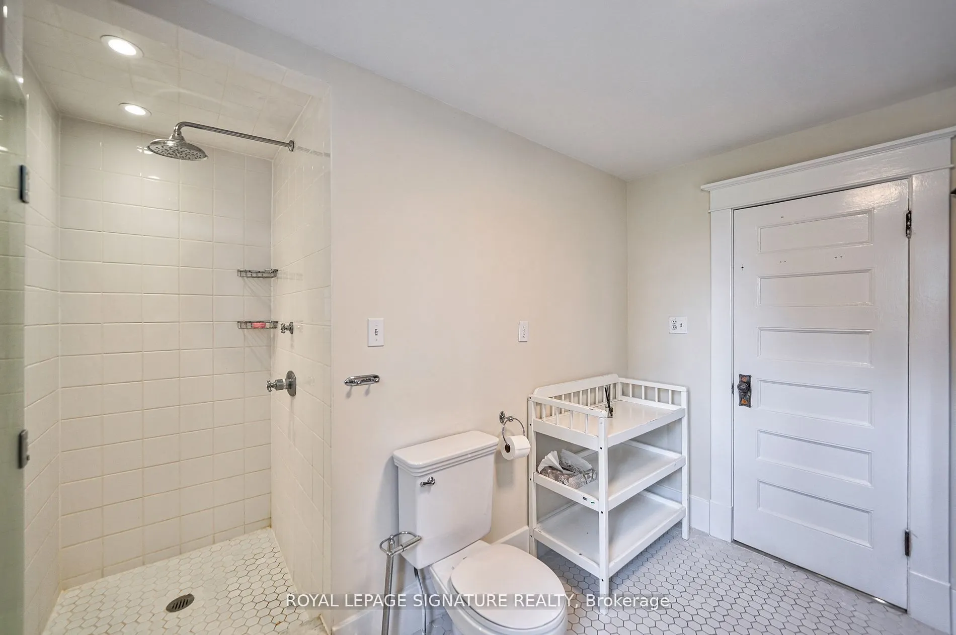 424 8th Concession Road E