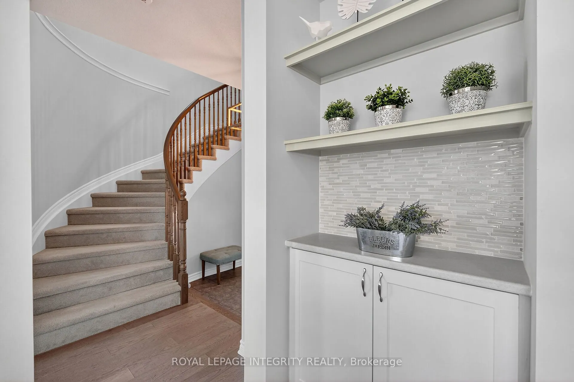 1112 Apolune Street