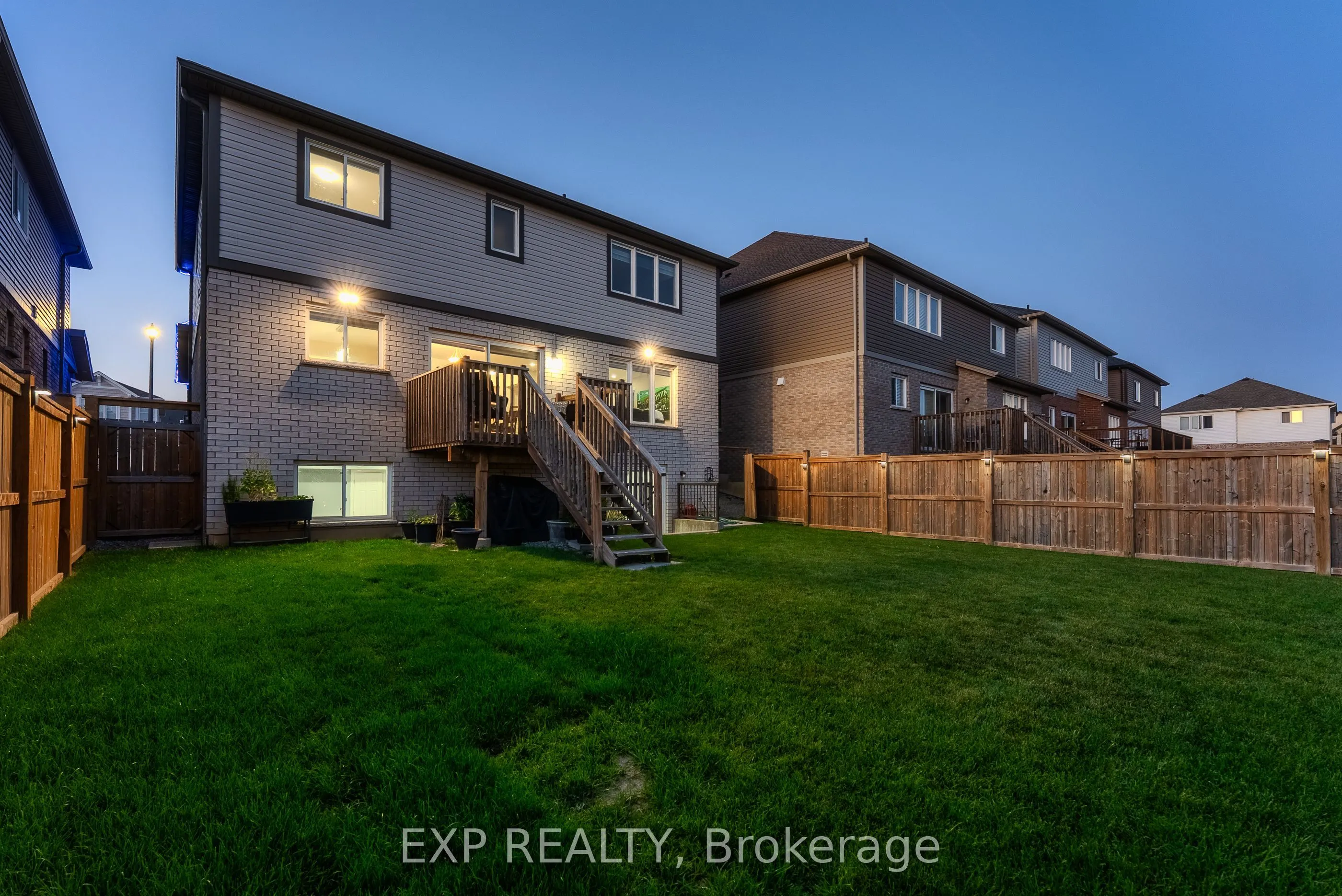 10 Riley Avenue