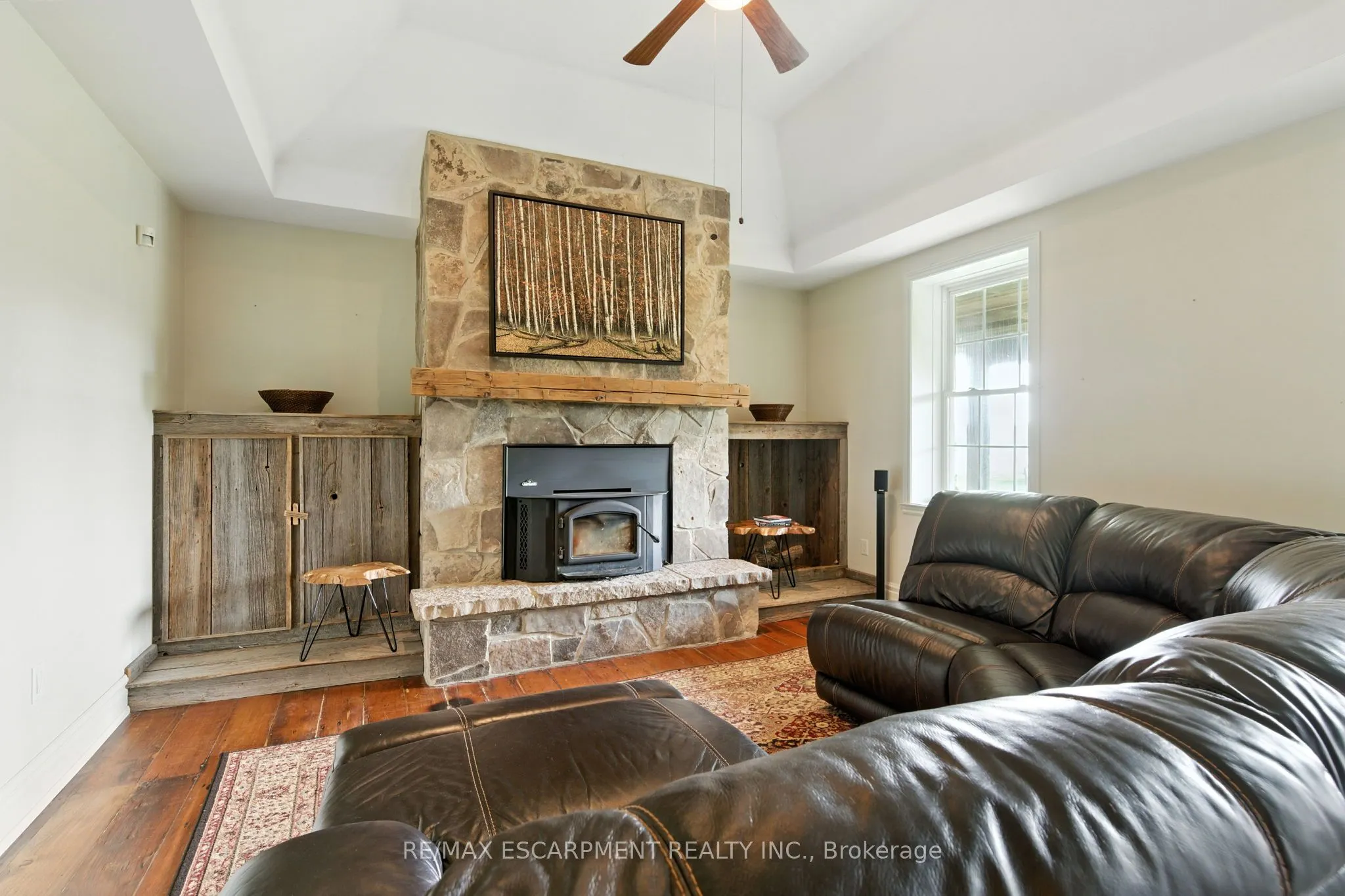 437 6th Concession Road E