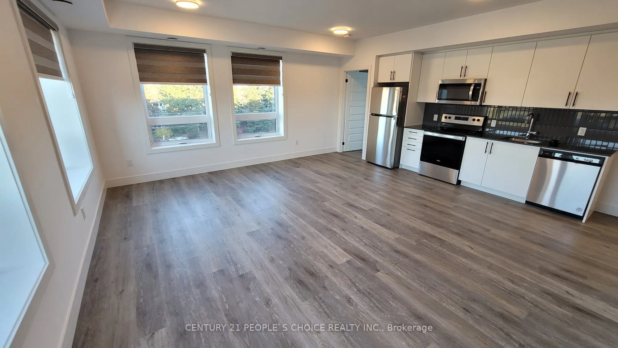 26 Lowes Road W, #316