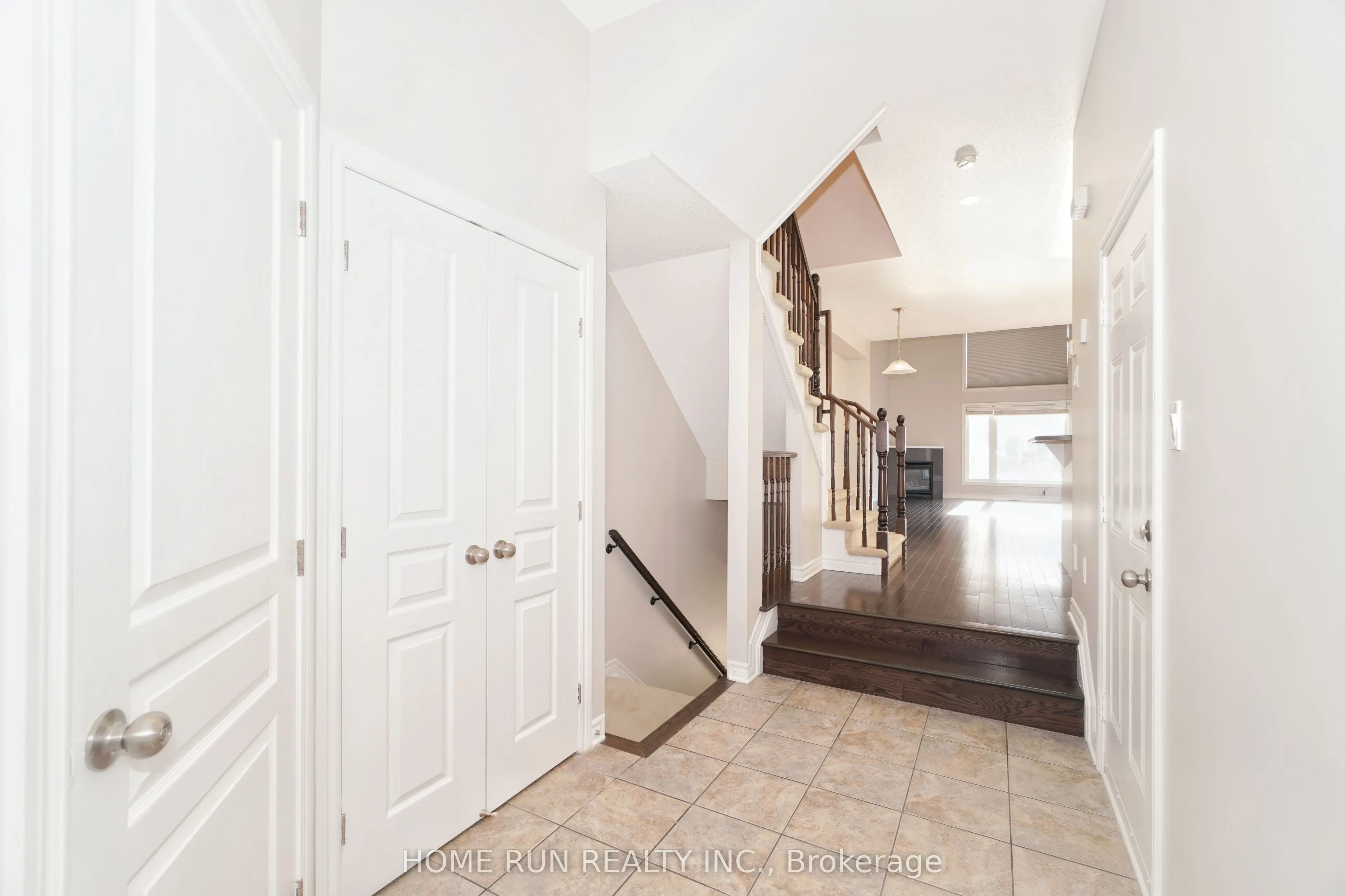 115 Watchhorn Grove