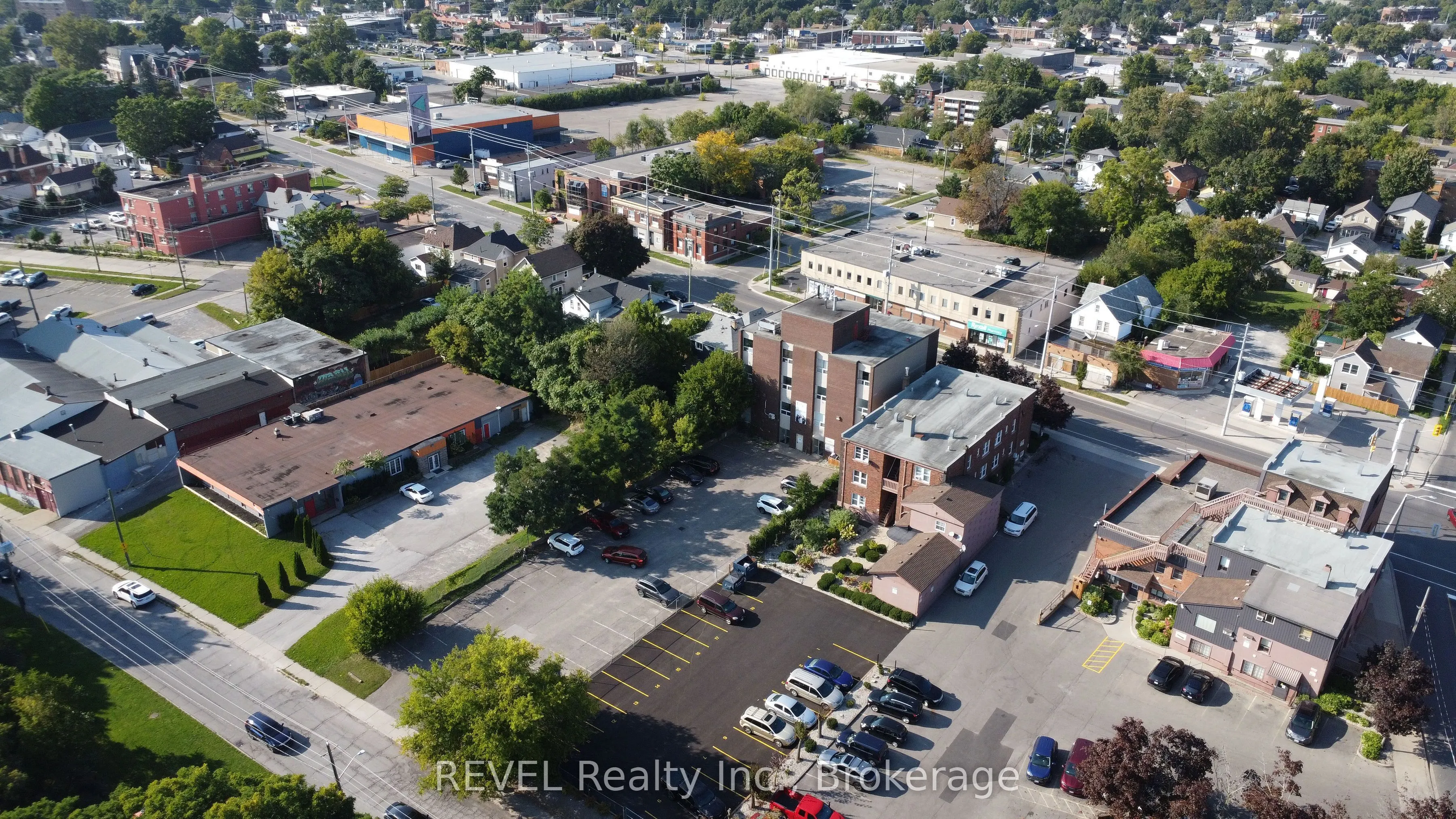 112 QUEENSTON Street, #302