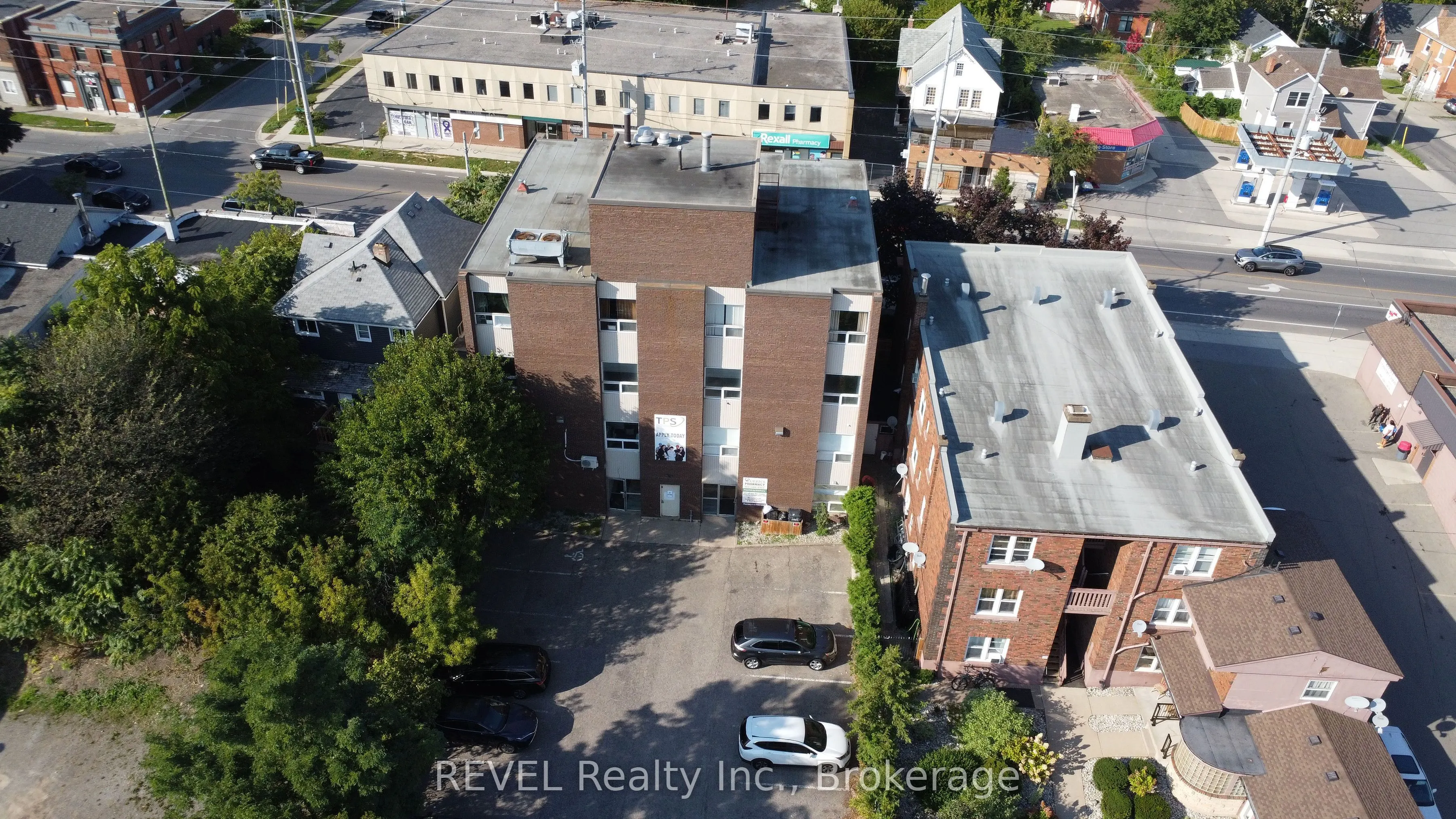 112 QUEENSTON Street, #302