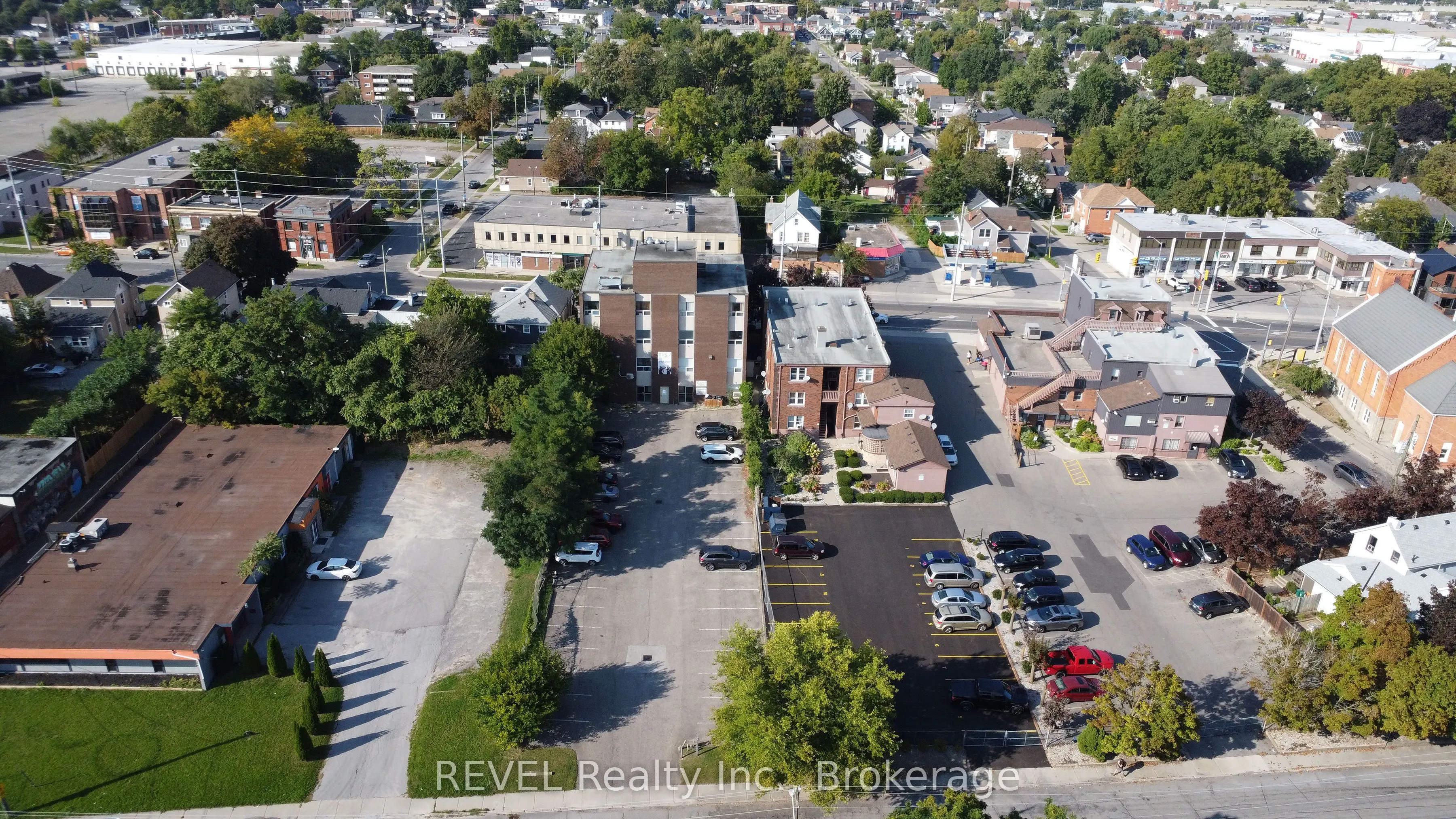 112 QUEENSTON Street, #302