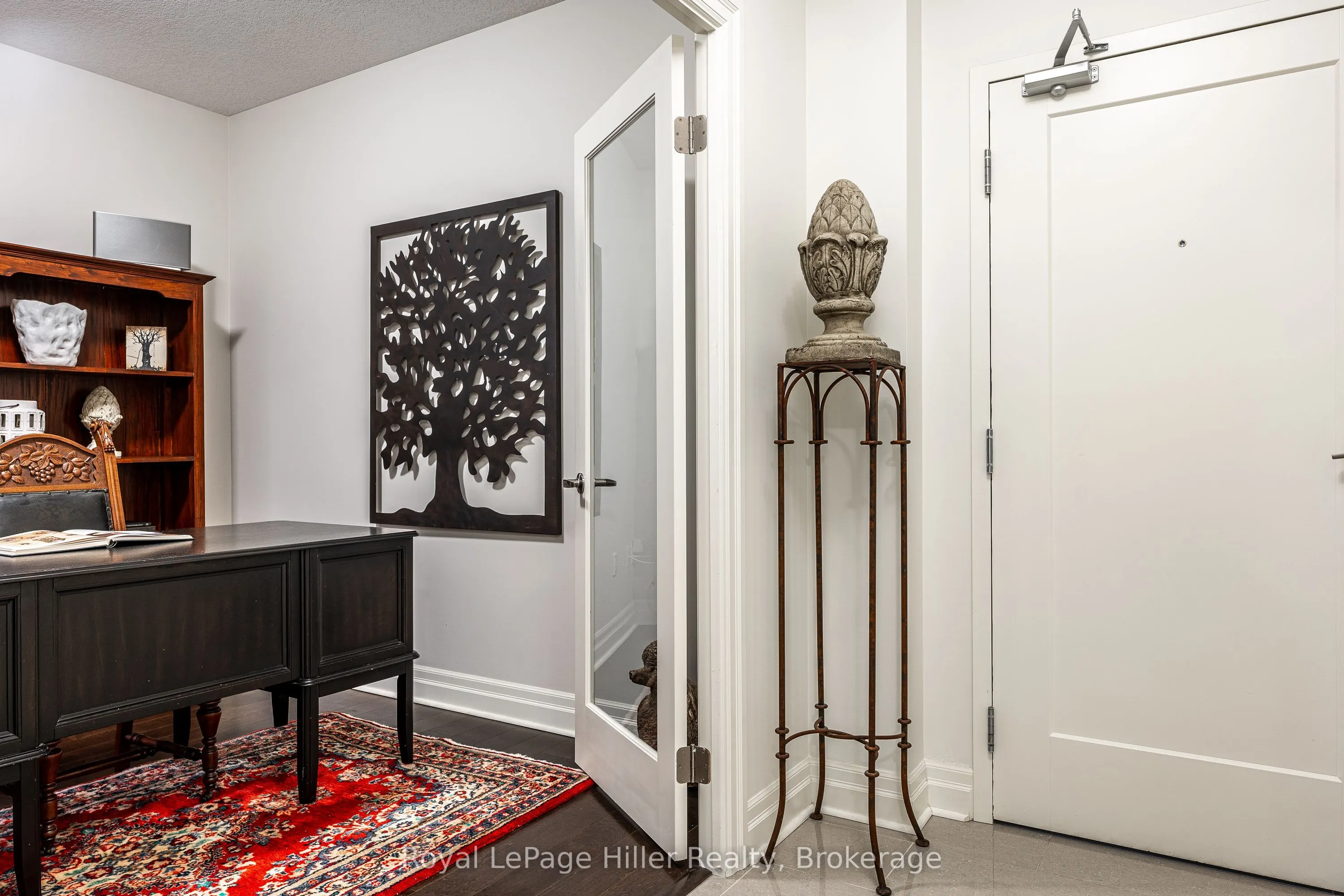 255 John Street, #111