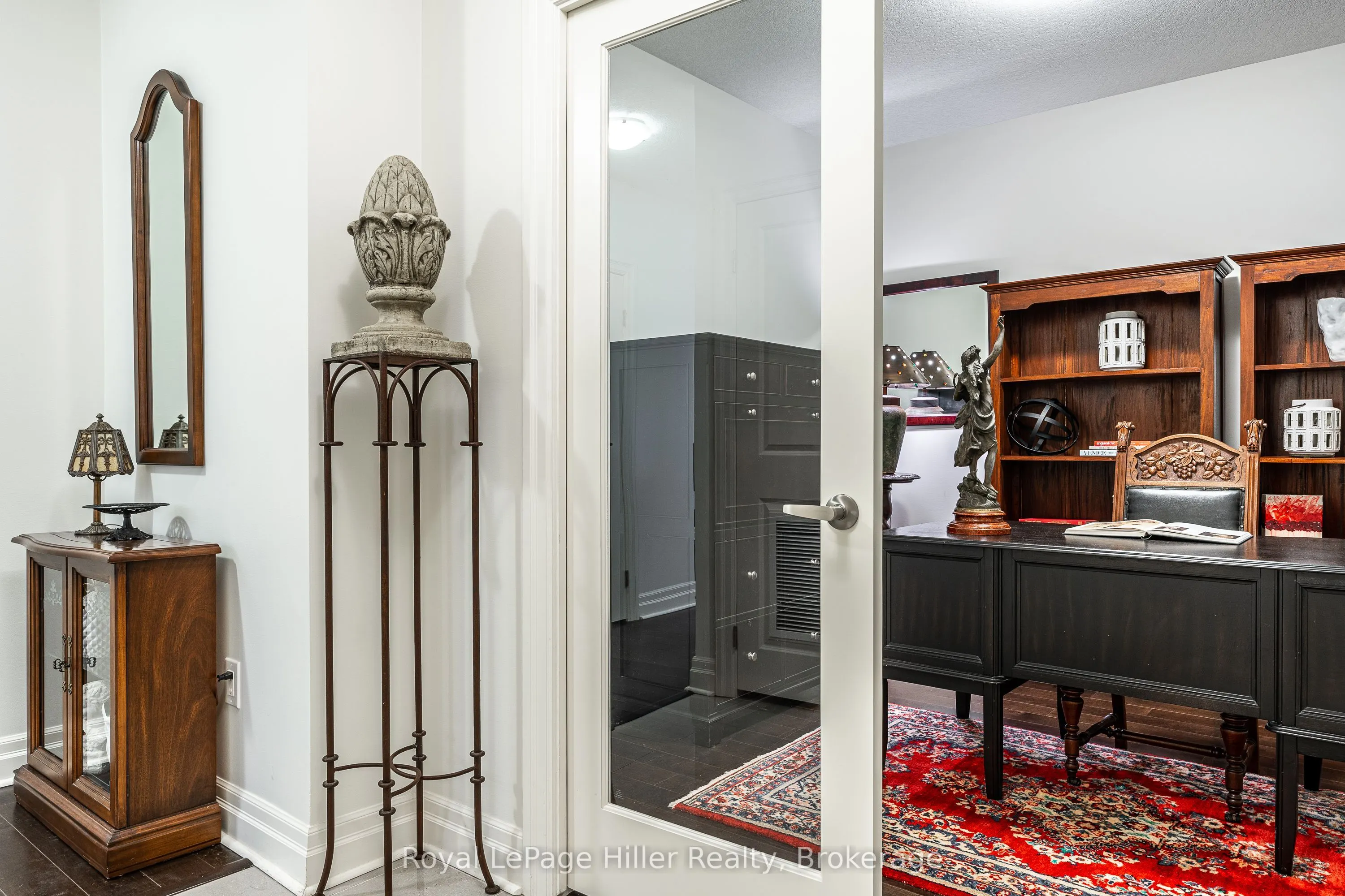 255 John Street, #111